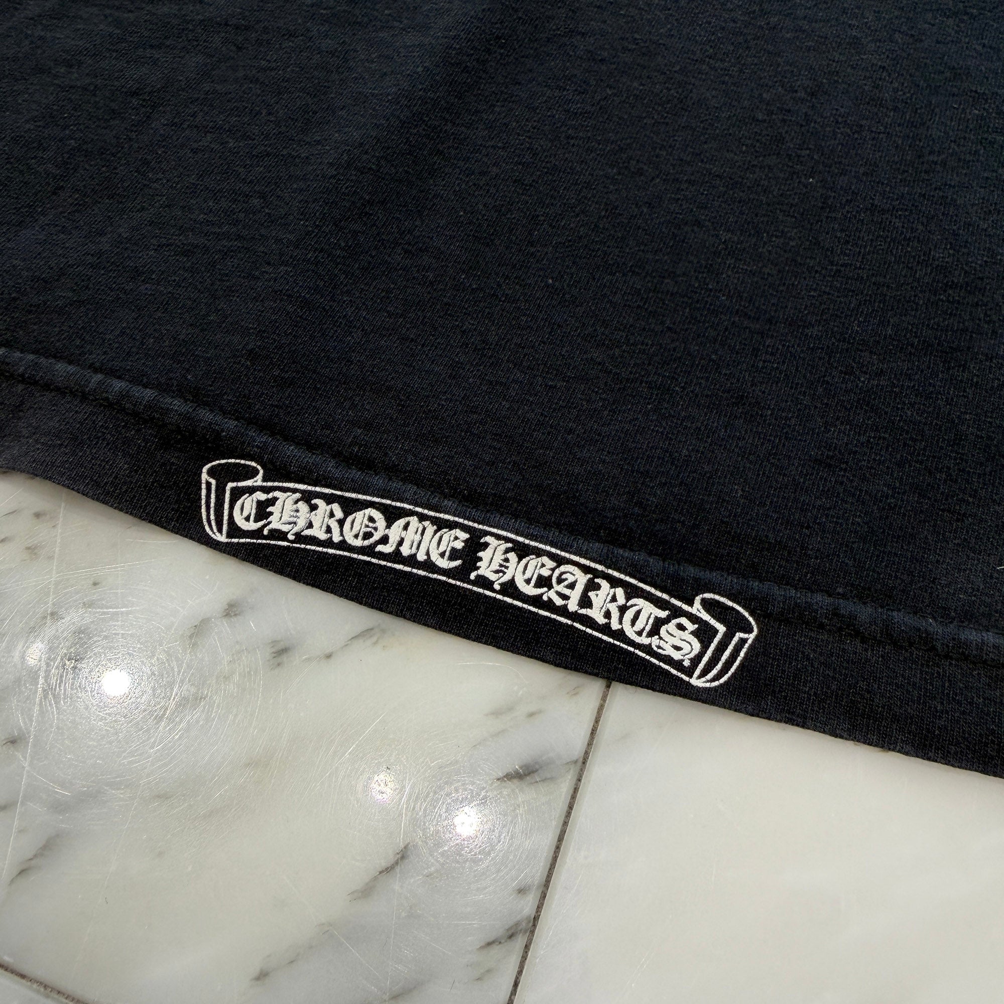 CHROME HEARTS Made In Hollywood Back Floral Cross Vertical Logo Tee Size L クロムハーツ メイド イン ハリウッド バック フローラルクロス ヴァーティカルロゴTシャツ サイズL