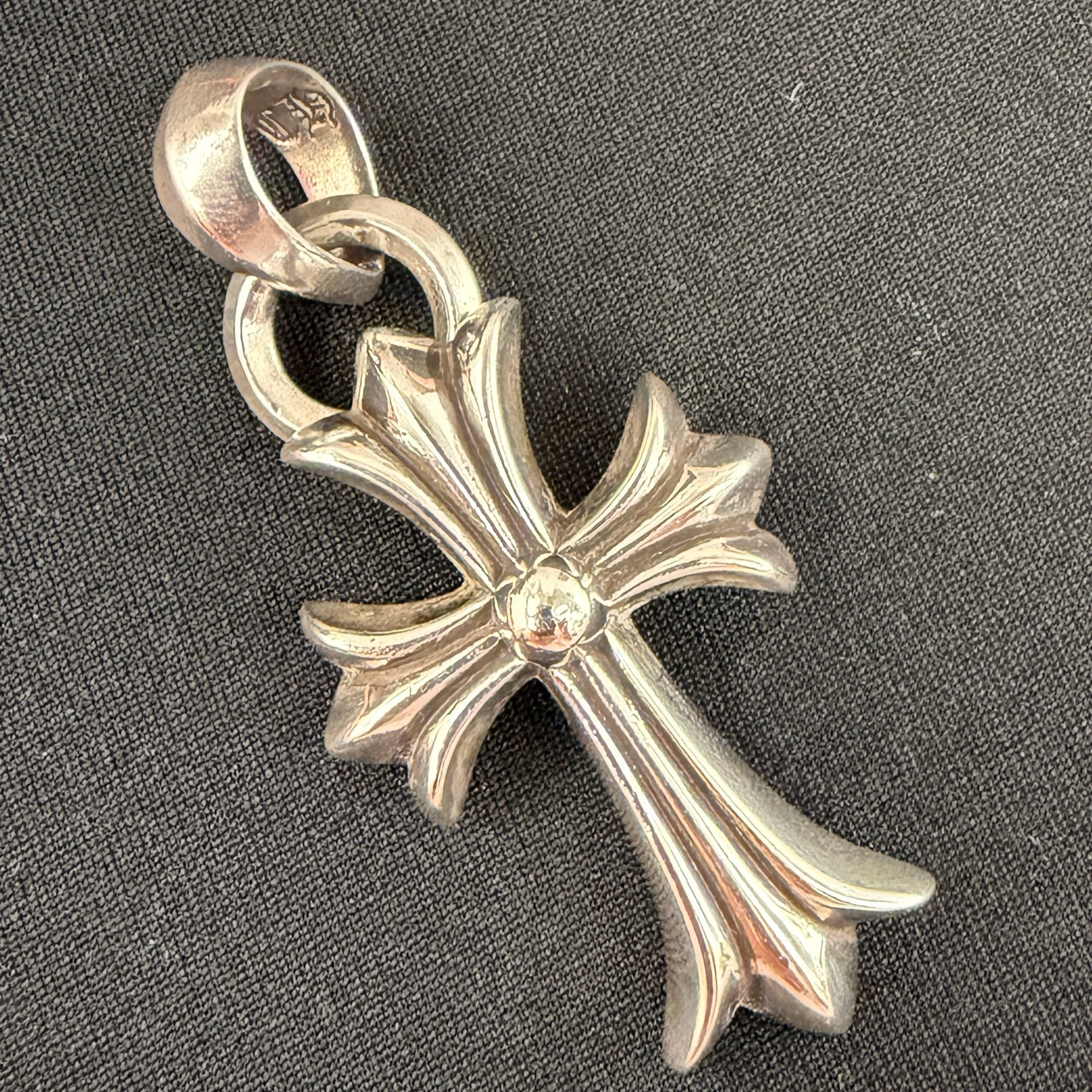 CHROME HEARTS Small CH Cross Pendant With Bail クロムハーツ スモール CHクロス ペンダント ウィズ ベイル シルバー925