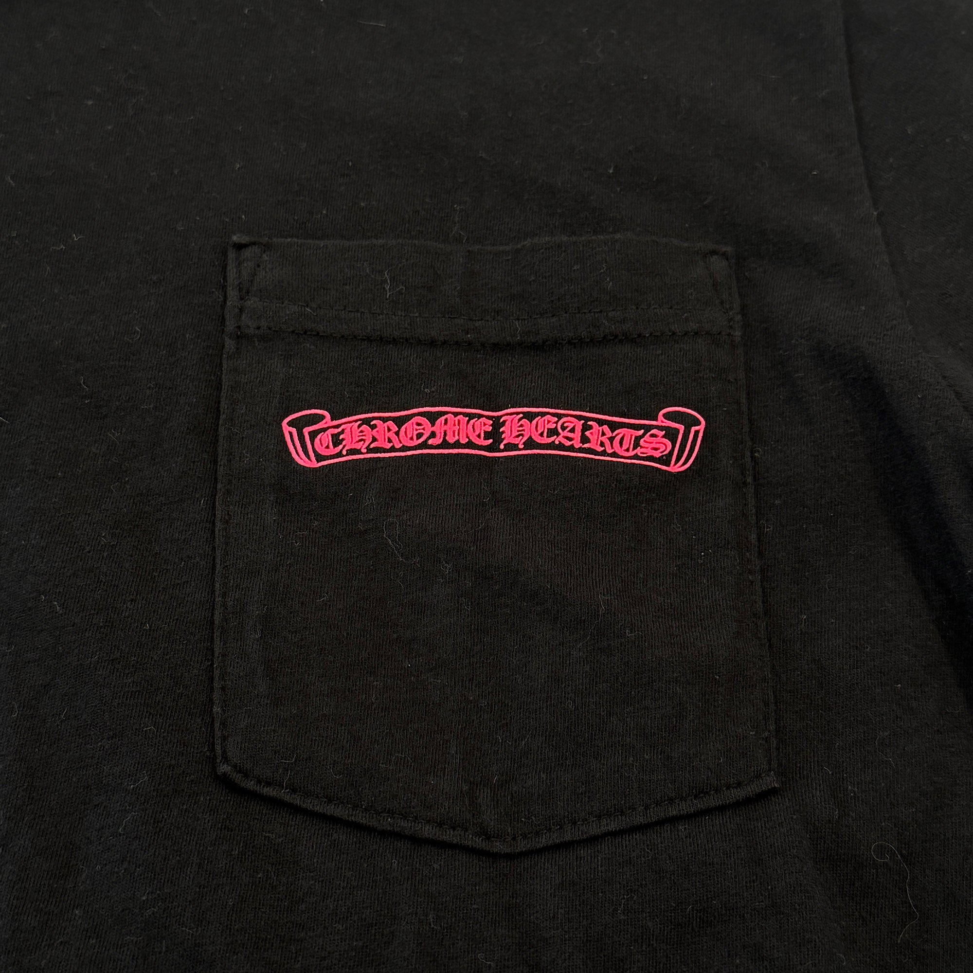 CHROME HEARTS Pink Made in Hollywood Vertical Logo Tee Size S クロムハーツ ピンク メイドインハリウッド ヴァーティカルロゴ Tシャツ サイズS