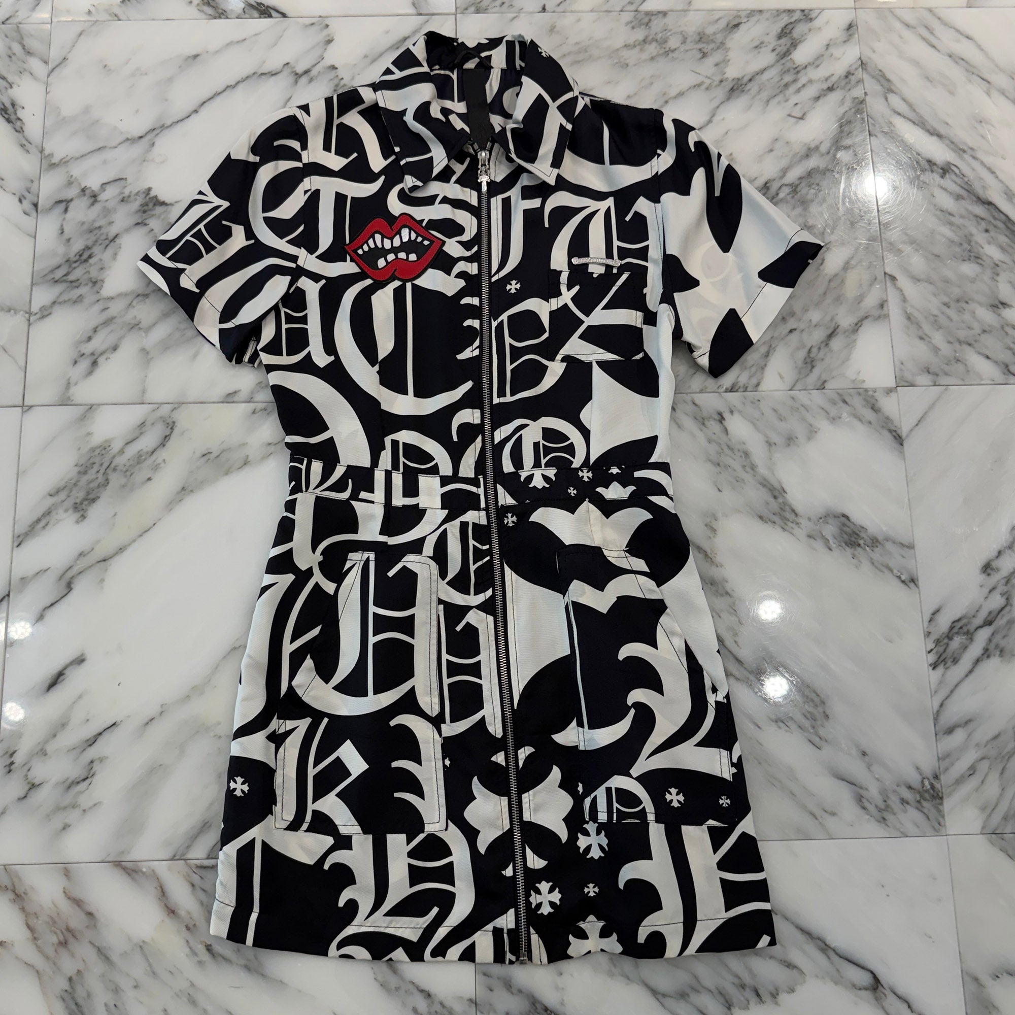 CHROME HEARTS × MATTYBOY Y NOT Chomper Leather Patch Pattern Zip Up Mini Dress Size S クロムハーツ×マッティボーイ ワイノット チョンパー レザー パッチ 総柄 ジップアップ ミニドレス サイズS