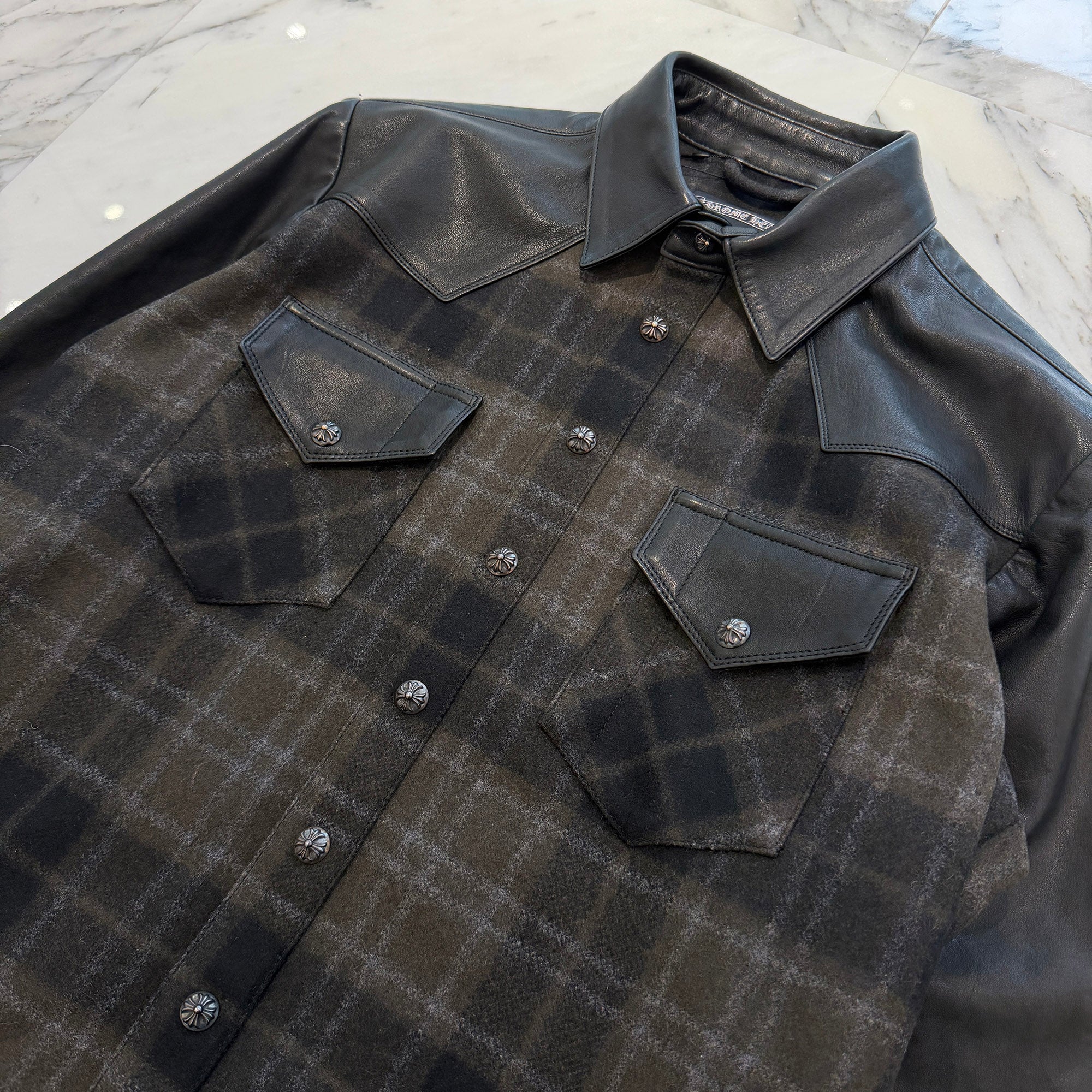 CHROME HEARTS Y NOT Back Flare Knee Cross Ball Button Leather Check Shirt Size SM クロムハーツ ワイノット バックフレアニークロスボールボタン レザー チェックシャツ サイズSM