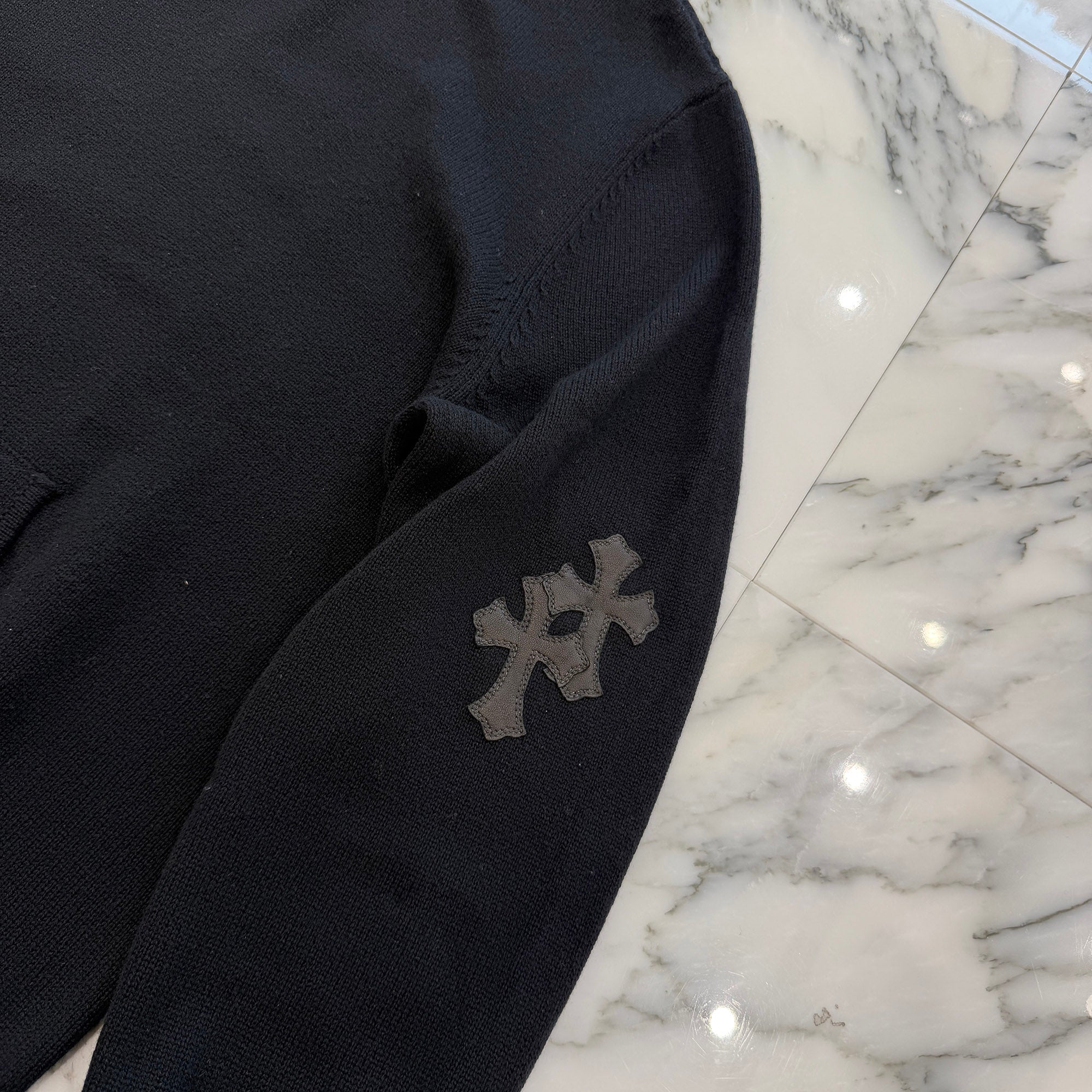 CHROME HEARTS Y NOT Leather Cross Patch Cashmere Knit Pullover Hoodie Size L クロムハーツ ワイノット レザークロスパッチ カシミヤニット プルオーバーフーディ サイズL