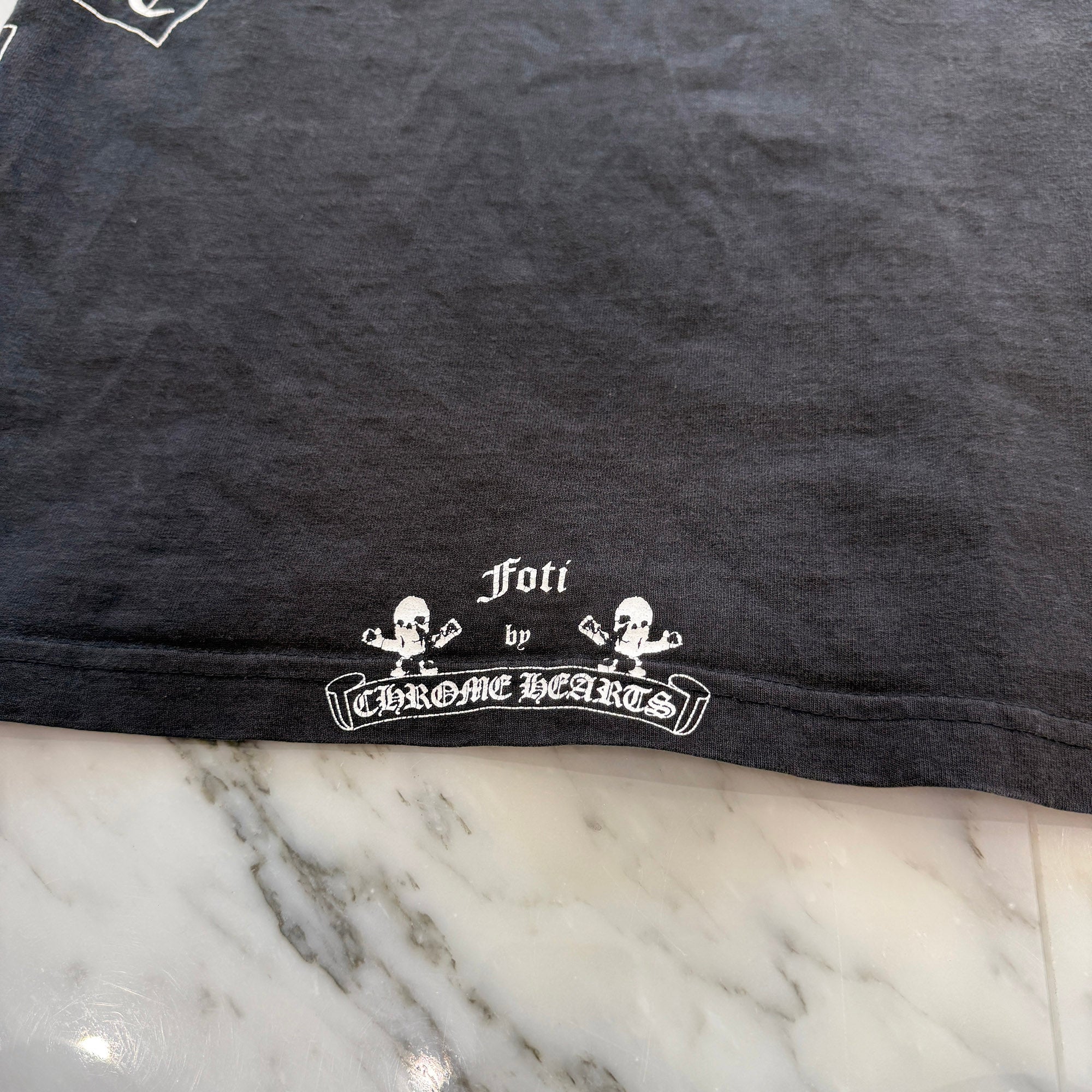 CHROME HEARTS FOTI Harris Teeter Print T Bar Logo Tee Size S クロムハーツ フォティ・ハリスティーター プリント Tバ－ ロゴTシャツ サイズS