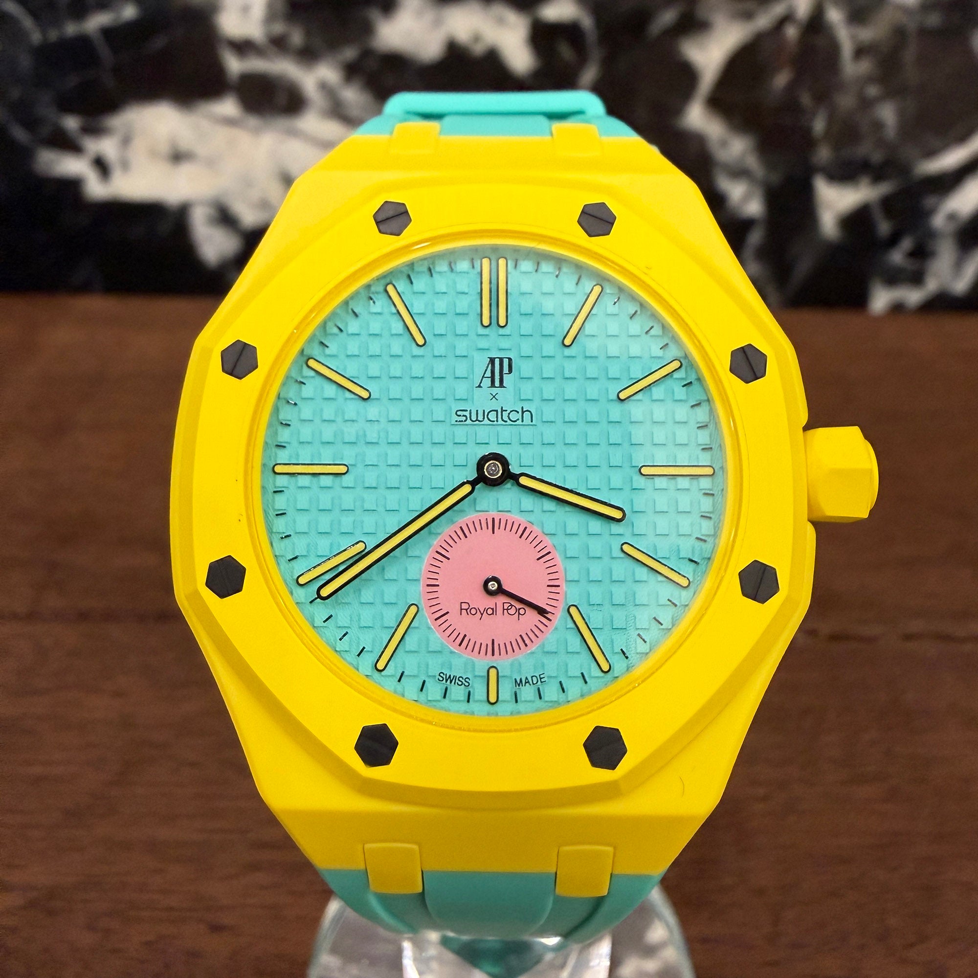 AUDEMARS PIGUET × SWATCH Royal Pop "OTG ROZ" SSX03J100N オーデマ ピゲ×スウォッチ ロイヤル ポップ "オージー・ロズ"