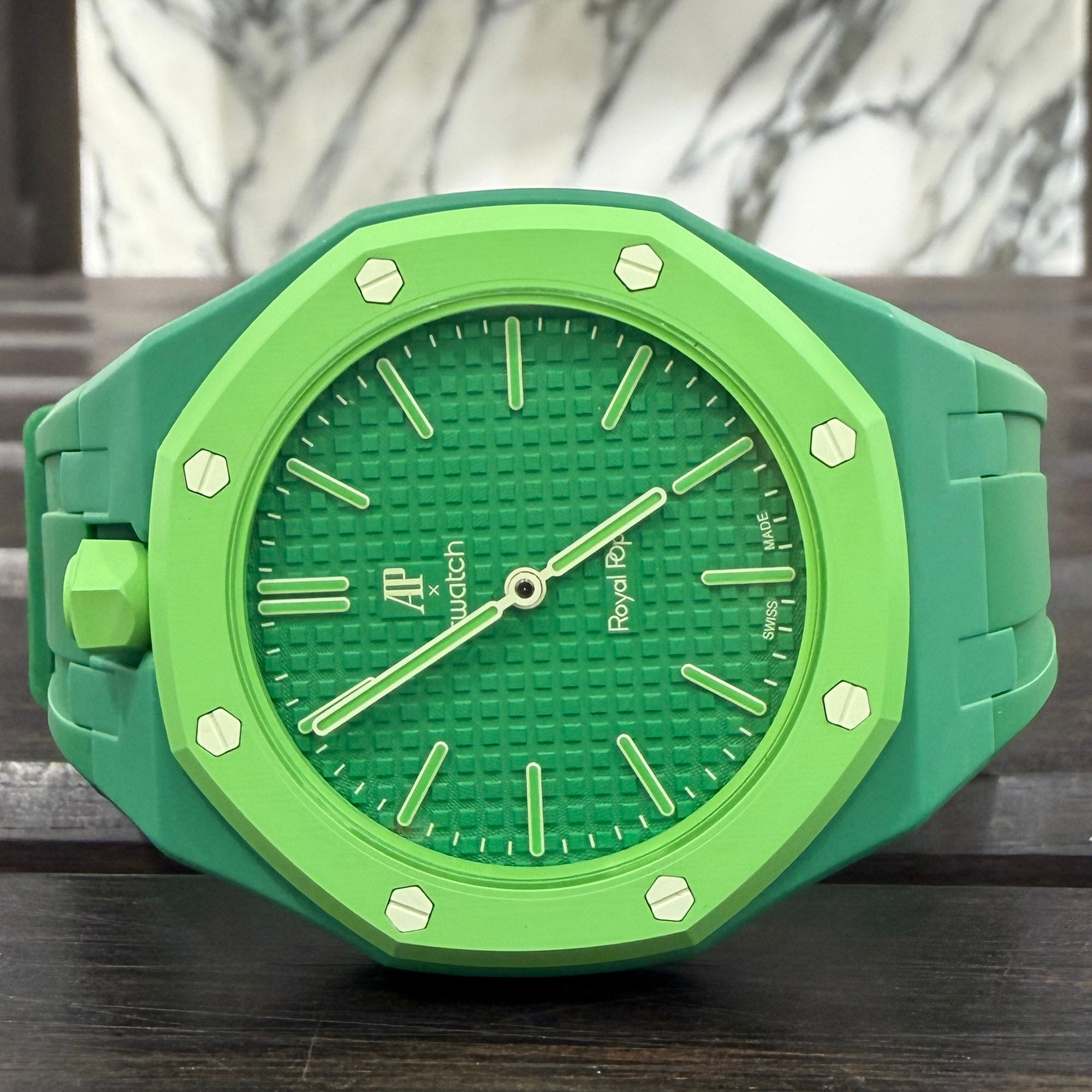 AUDEMARS PIGUET × SWATCH Royal Pop "GREEN EIGHT" SSX03G100N オーデマ ピゲ×スウォッチ ロイヤル ポップ "グリーン エイト"