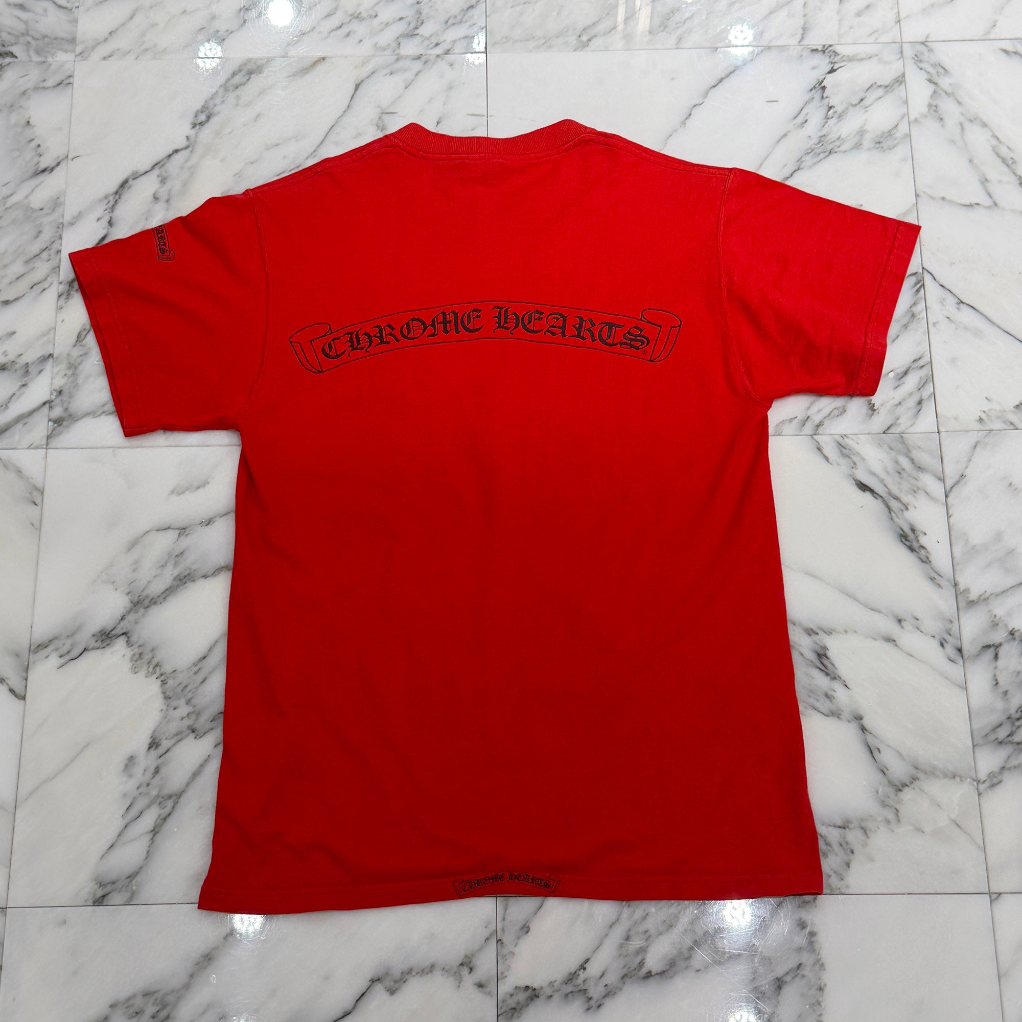 CHROME HEARTS Neck Logo Dagger Back Scroll Print Tee Size L クロムハーツ ネックロゴ ダガー バックスクロール プリント Tシャツ サイズL