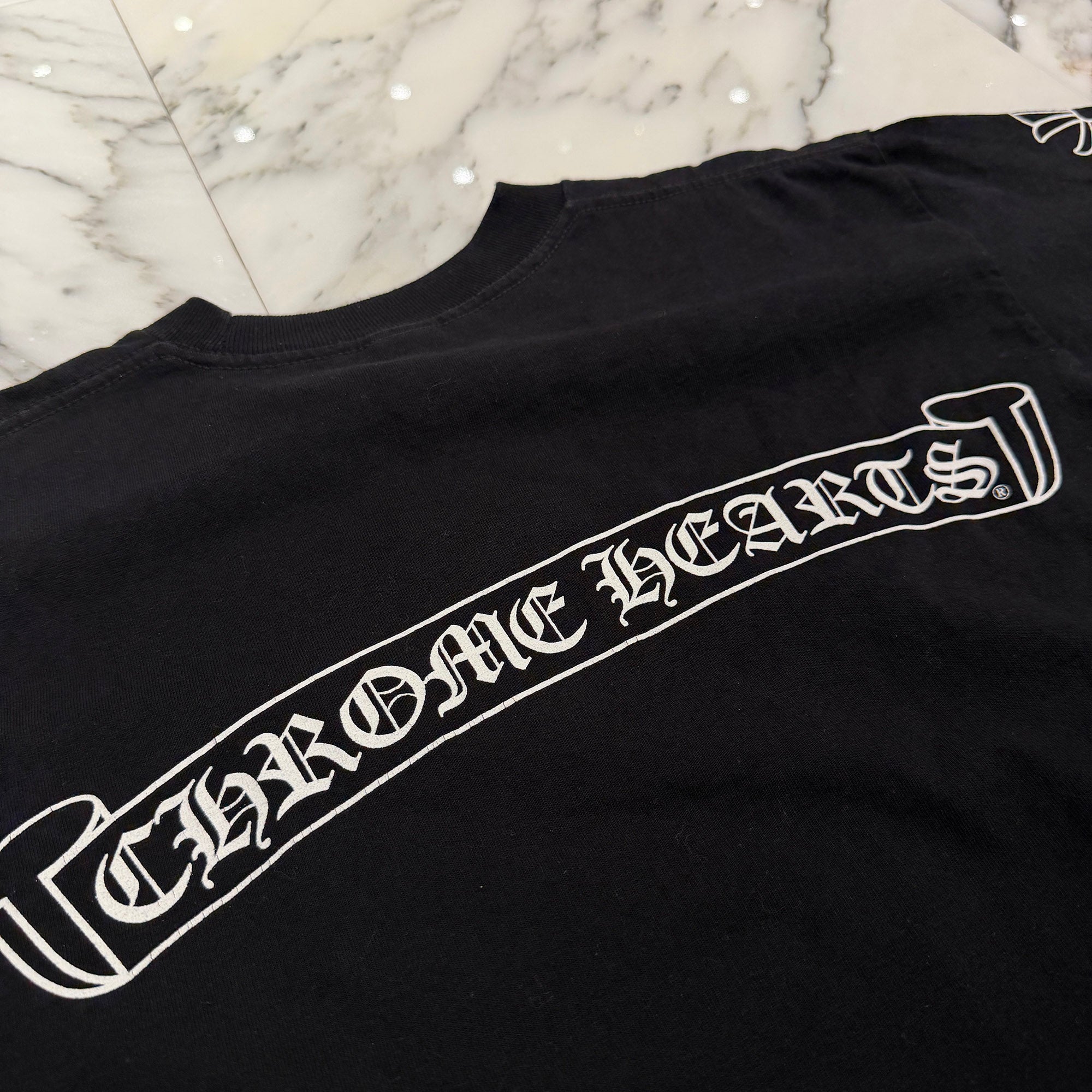 CHROME HEARTS Back Sroll Logo Sleeve CH Cross Tee Size M クロムハーツ バックスクロールロゴ 袖CHクロス Tシャツ サイズM