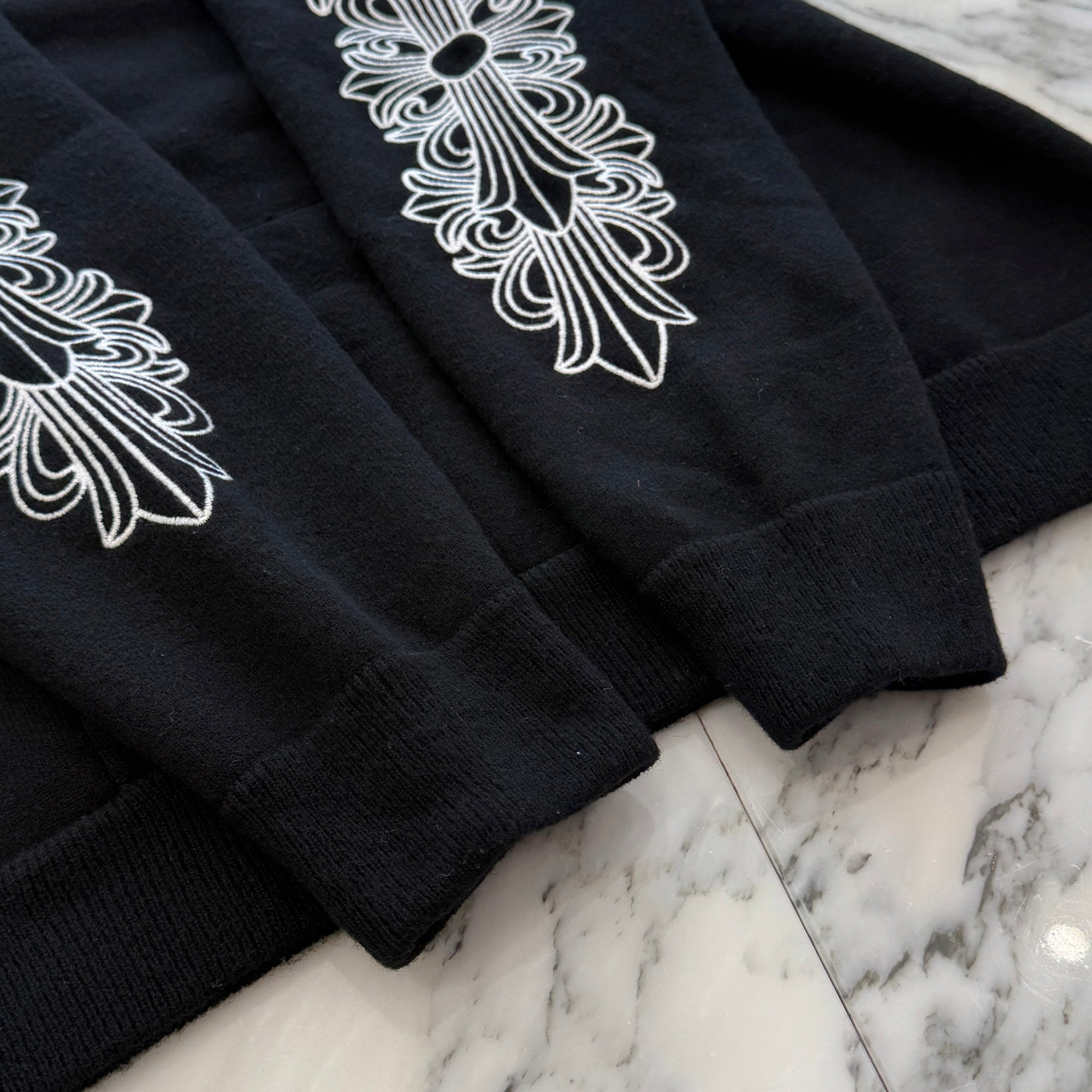 CHROME HEARTS Y NOT Floral Cross Embroidery Cashmere Knit Pullover