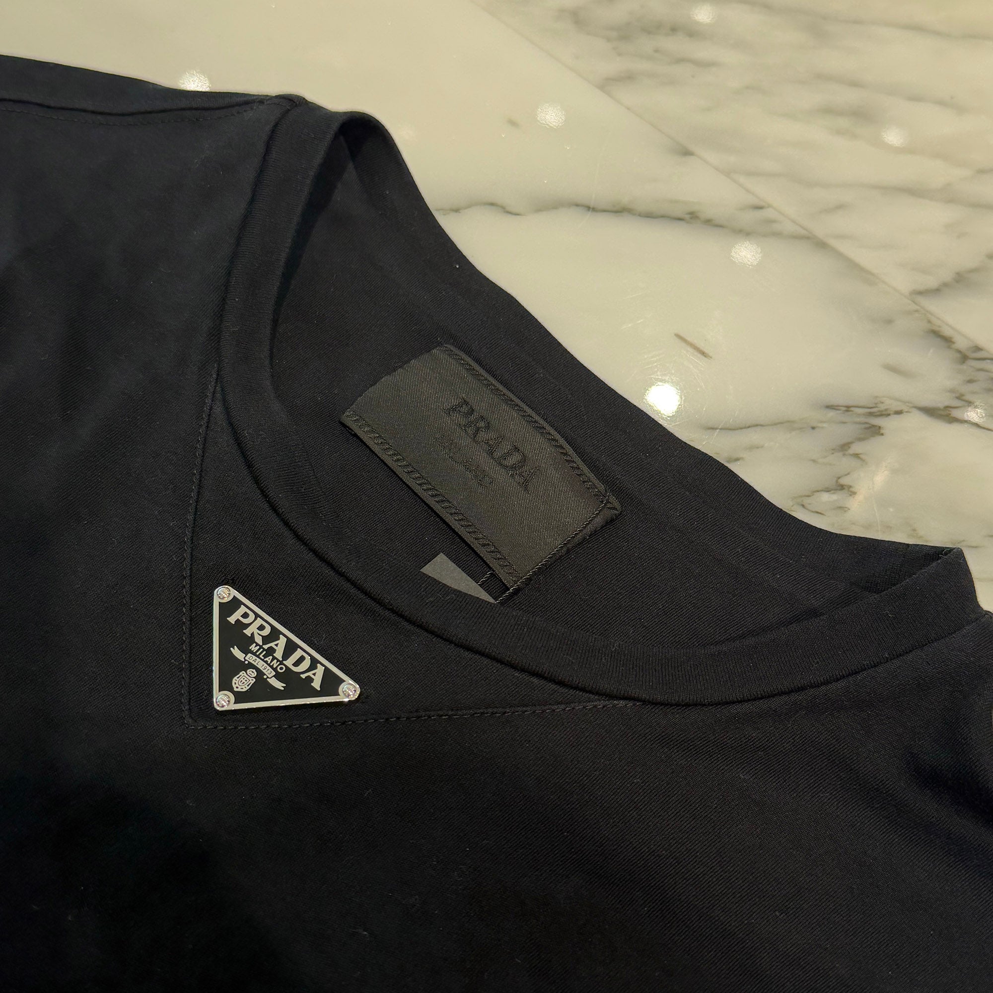 PRADA 2025SS Triangle Logo Plate Cotton Tee UJN861 S232 240 Size S プラダ トライアングルロゴ プレート コットンTシャツ サイズS