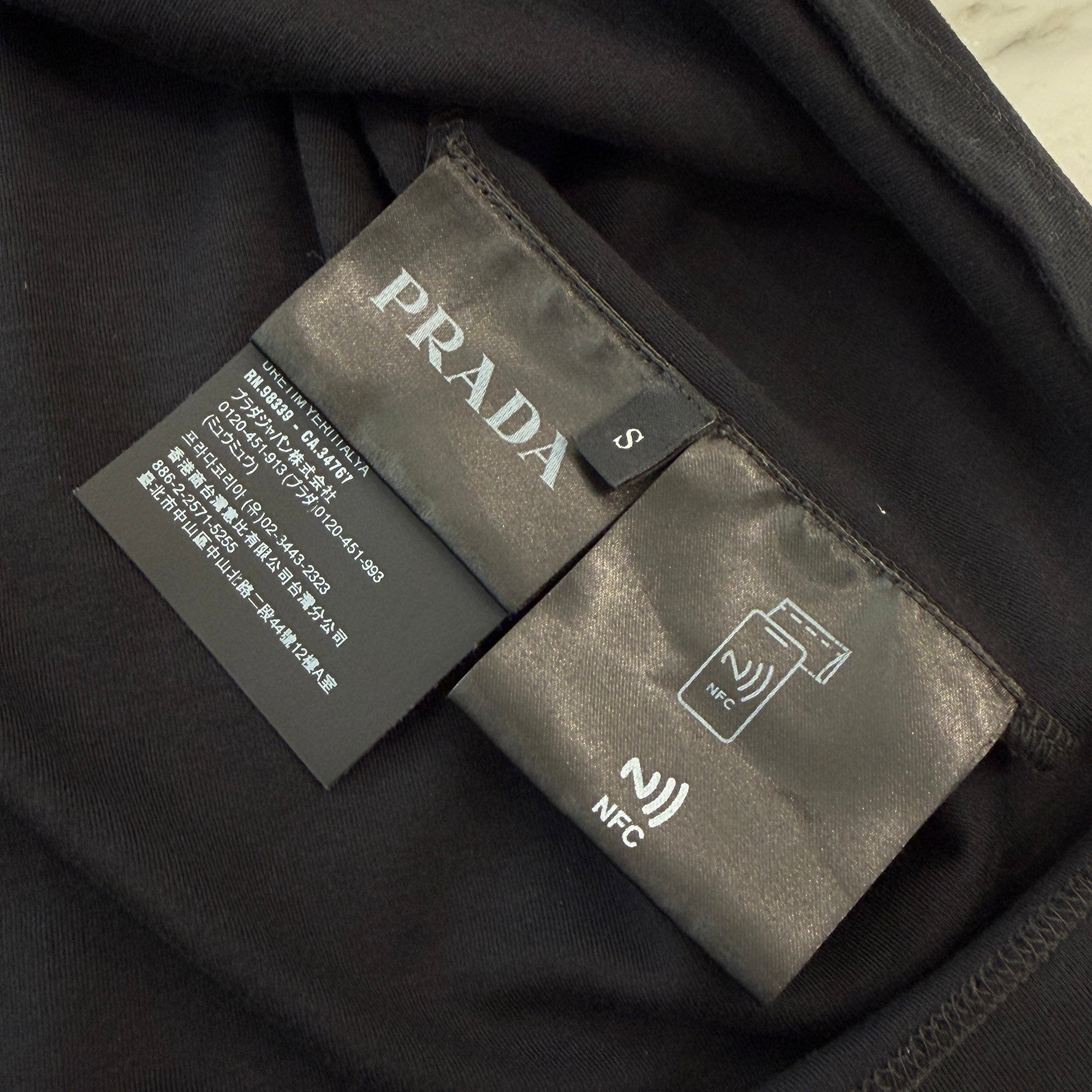 PRADA 2025SS Triangle Logo Plate Cotton Tee UJN861 S232 240 Size S プラダ トライアングルロゴ プレート コットンTシャツ サイズS
