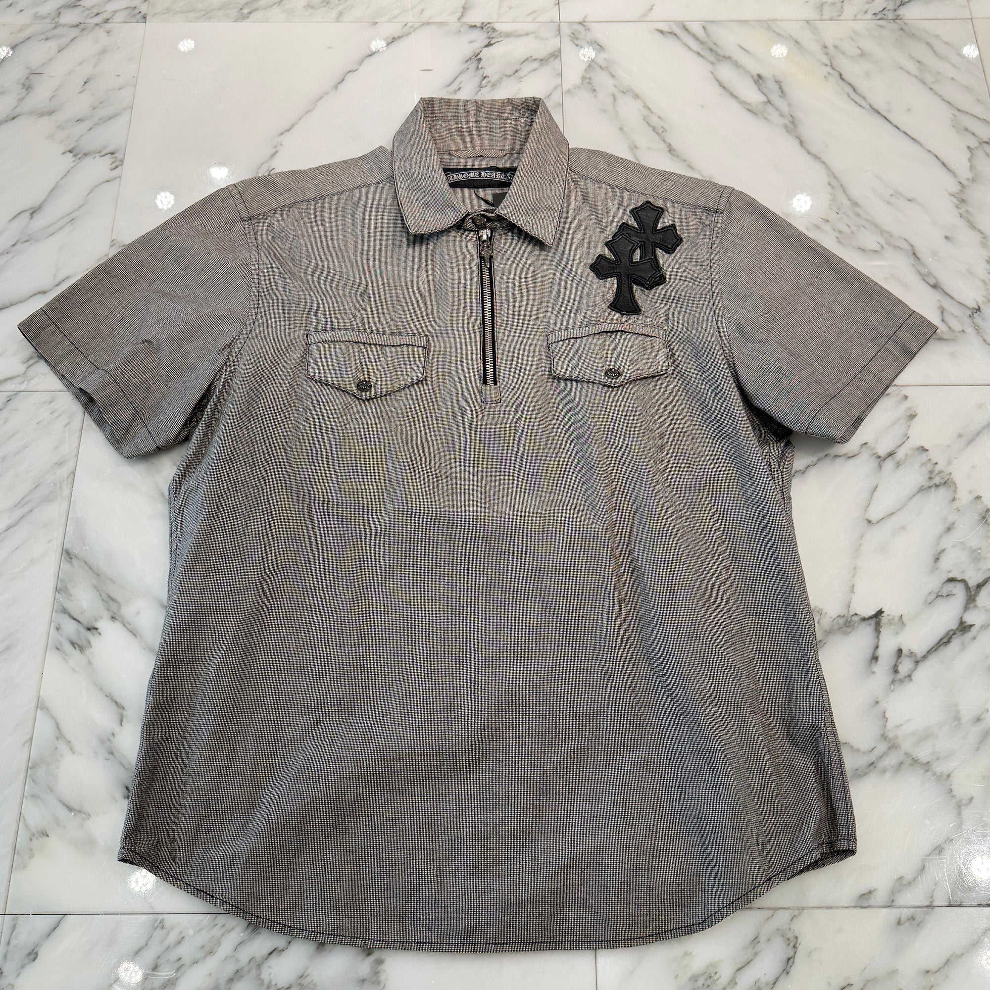 CHROME HEARTS Cross Leather Patch Houndstooth Half Zip Short Sleeve Shirt Size M クロムハーツ クロスレザーパッチ 千鳥格子柄 ハーフジップ 半袖シャツ サイズM