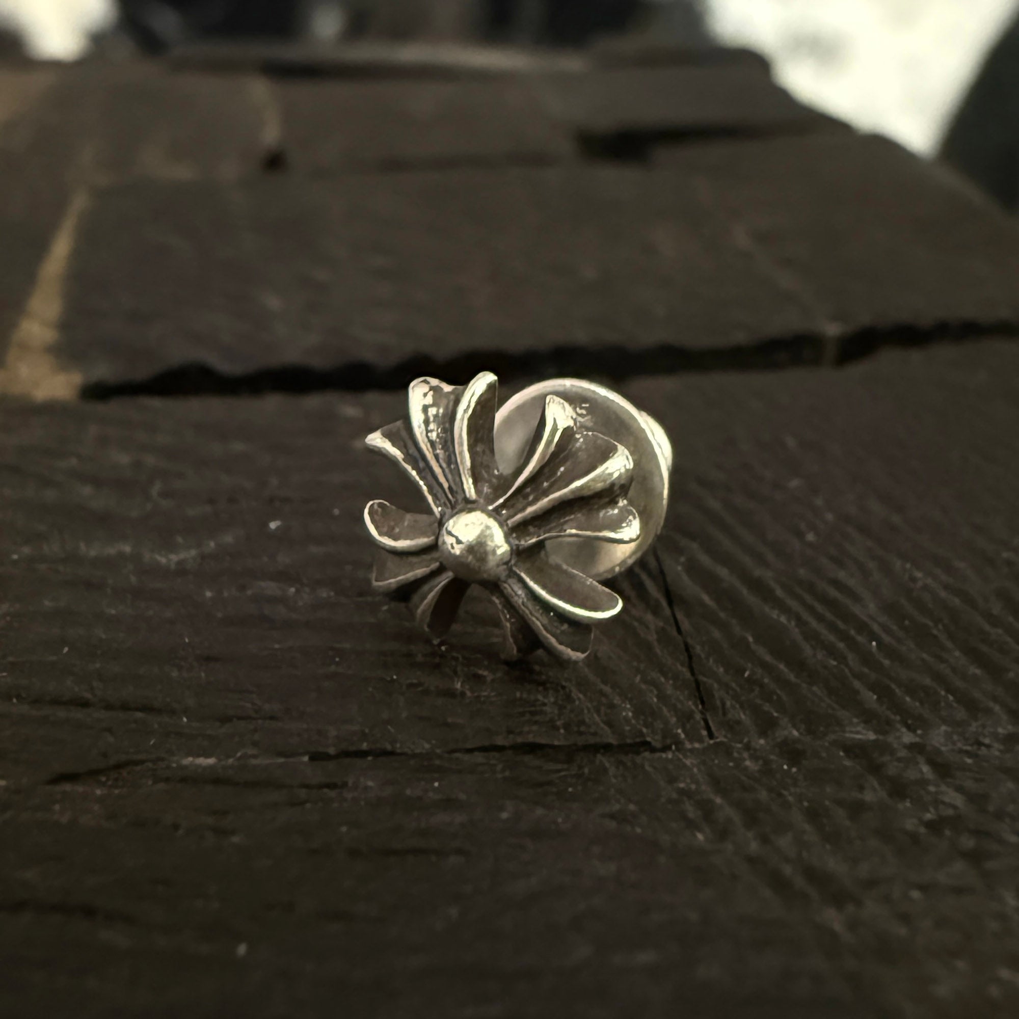 CHROME HEARTS CH Plus Cross Stud Earring クロムハーツ CHプラス クロス スタッズ イヤリング ピアス