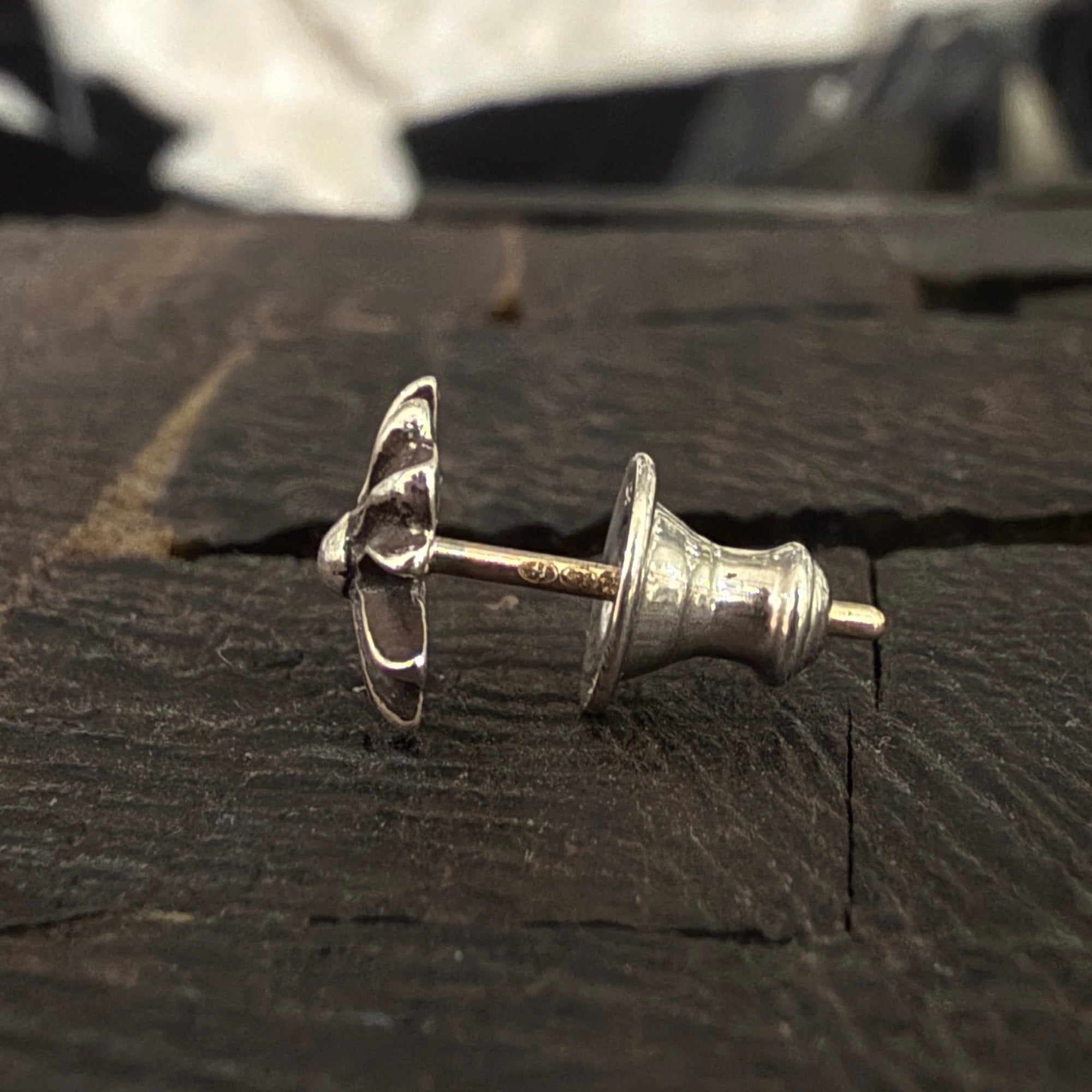 CHROME HEARTS CH Plus Cross Stud Earring クロムハーツ CHプラス クロス スタッズ イヤリング ピアス
