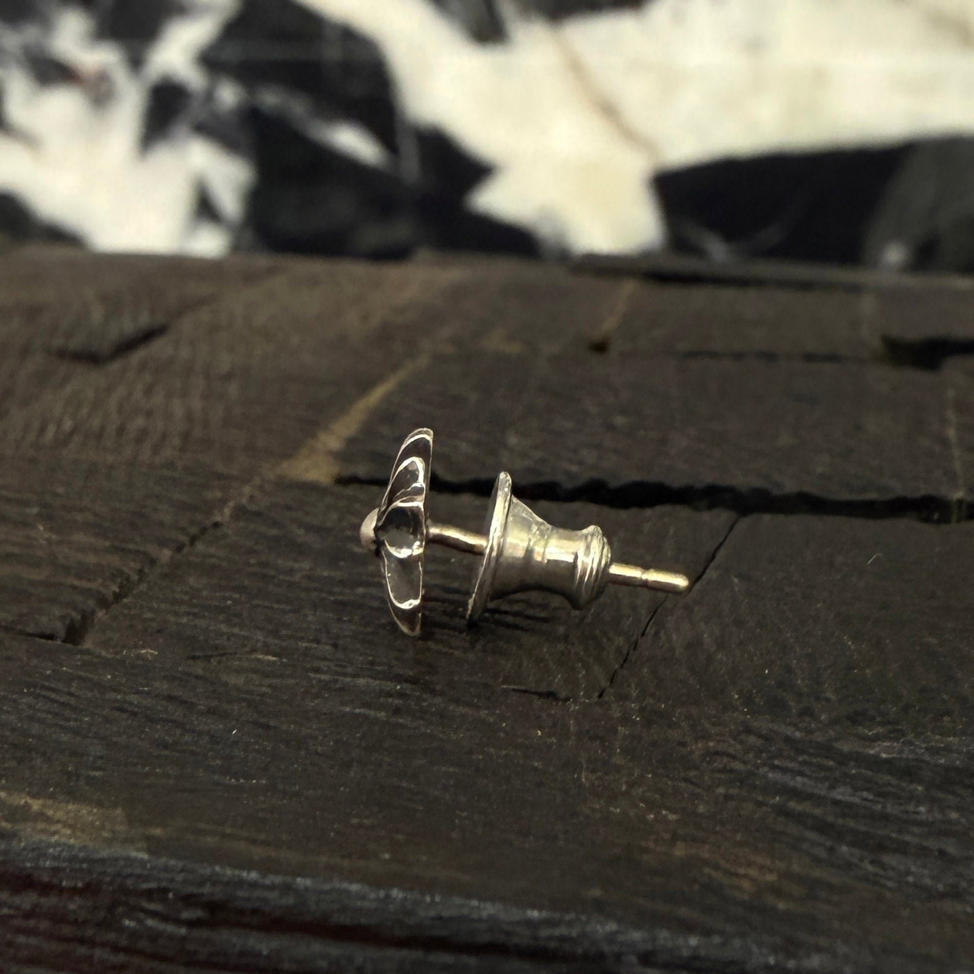 CHROME HEARTS CH Plus Cross Stud Earring クロムハーツ CHプラス クロス スタッズ イヤリング ピアス