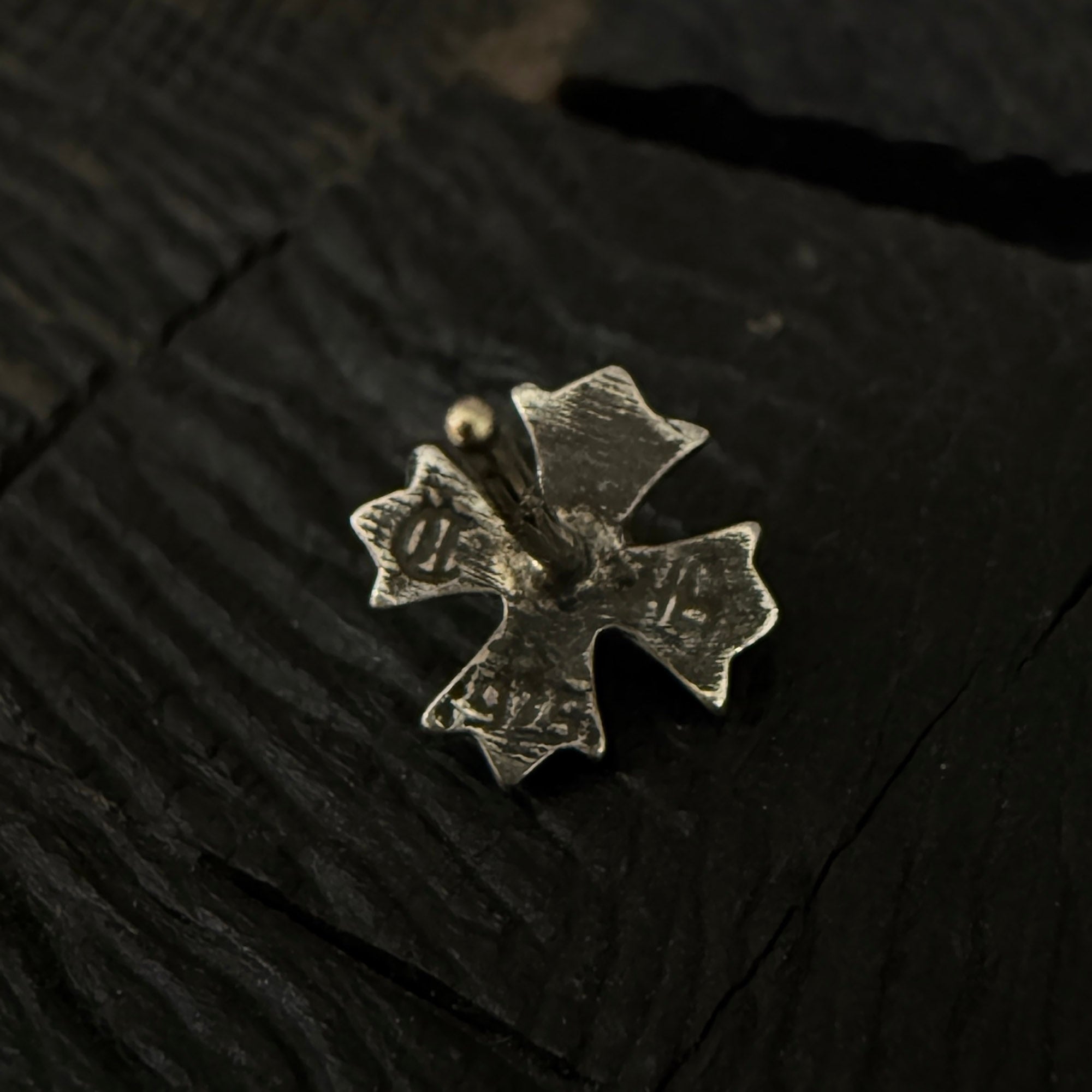 CHROME HEARTS CH Plus Cross Stud Earring クロムハーツ CHプラス クロス スタッズ イヤリング ピアス