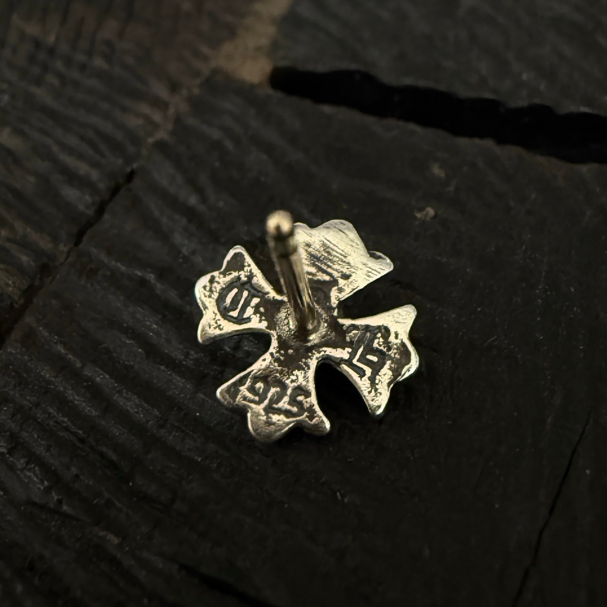 CHROME HEARTS CH Plus Cross Stud Earring クロムハーツ CHプラス クロス スタッズ イヤリング ピアス