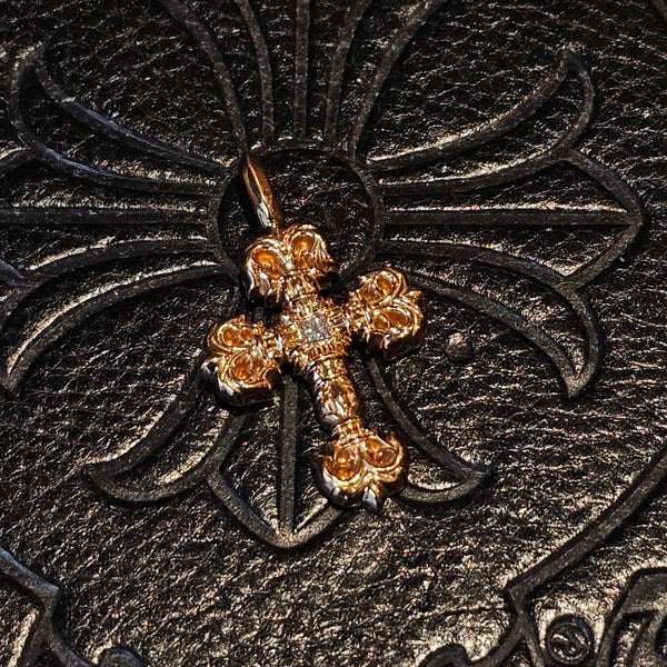 CHROME HEARTS 22K Tiny Filigree Cross 1 Diamond Pendant Top クロムハーツ 22K タイニーフィリグリークロス 1ダイアモンド ペンダントトップ