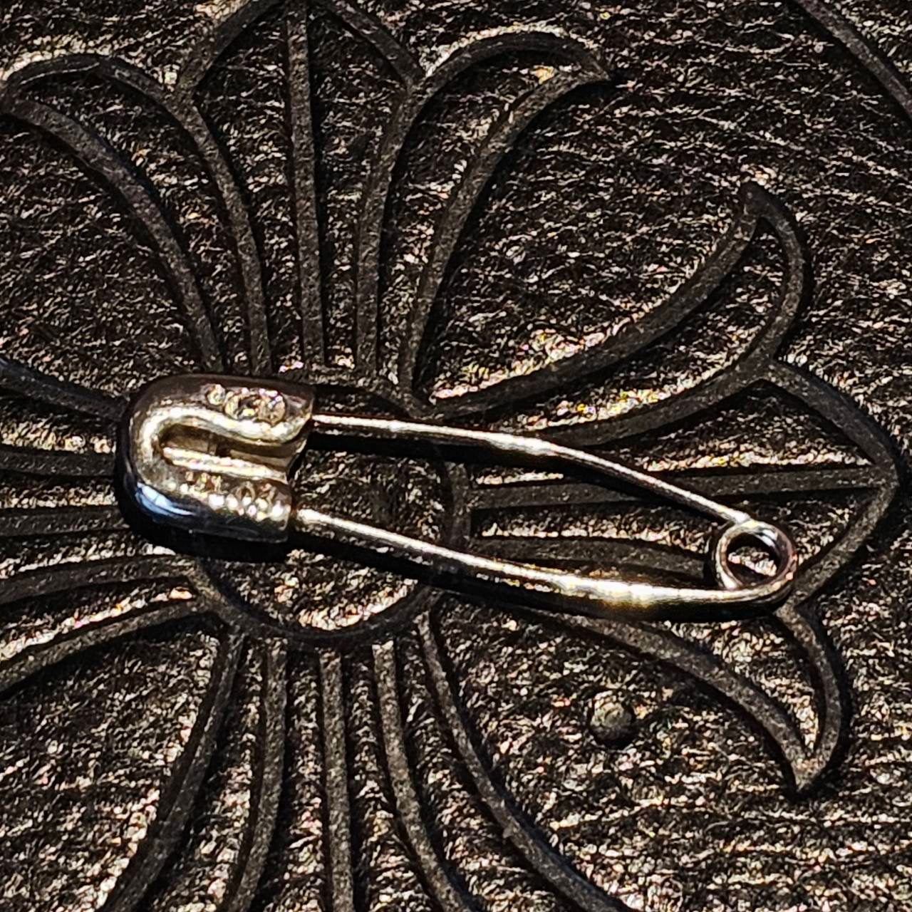 CHROME HEARTS 18K WG Safety Pin 1 Pink Sapphire Charm クロムハーツ 18K WG セーフティ ピン 1ピンクサファイア チャーム