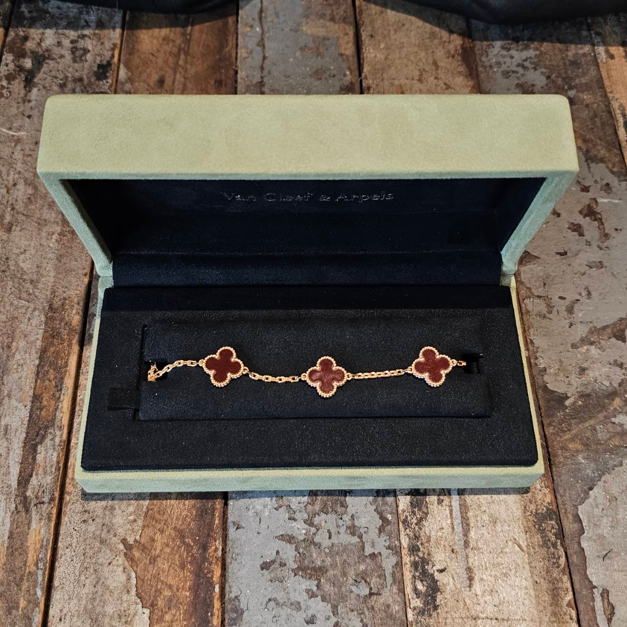 Van Cleef & Arpels Vintage Alhambra 5 Motif Bracelet ヴァンクリーフ＆アーペル ヴィンテージ アルハンブラ 5モチーフブレスレット