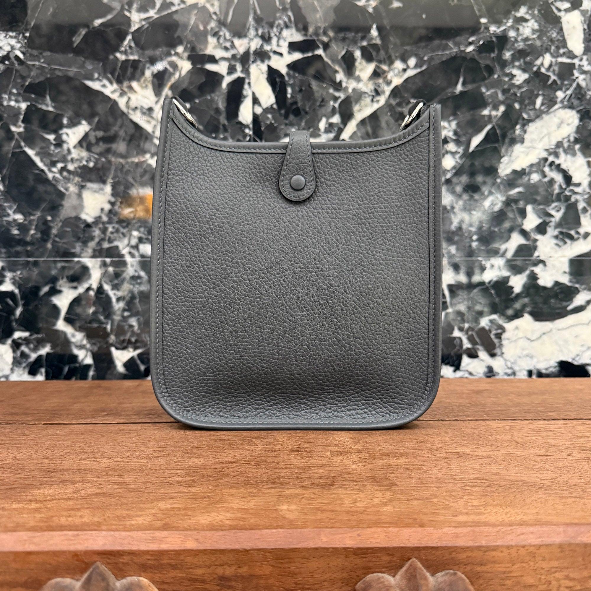 HERMES Evelyn Amazon TPM "Gris Misty" G刻印 エルメス エブリン アマゾン TPM "グリミスティ" レザーショルダーバッグ G刻印