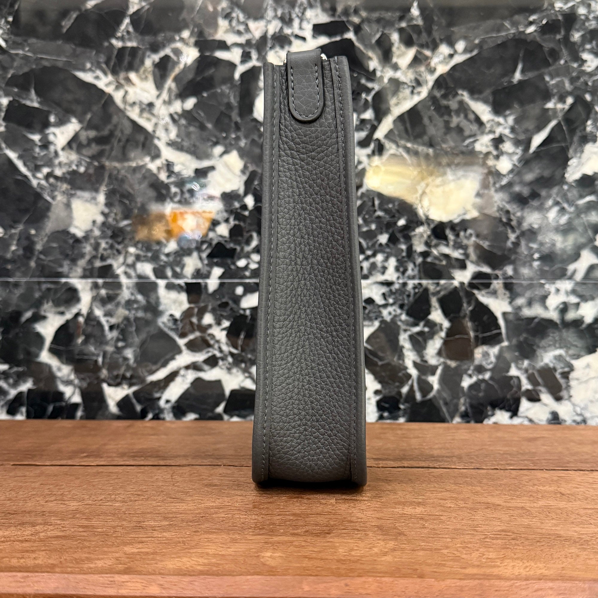 HERMES Evelyn Amazon TPM "Gris Misty" G刻印 エルメス エブリン アマゾン TPM "グリミスティ" レザーショルダーバッグ G刻印