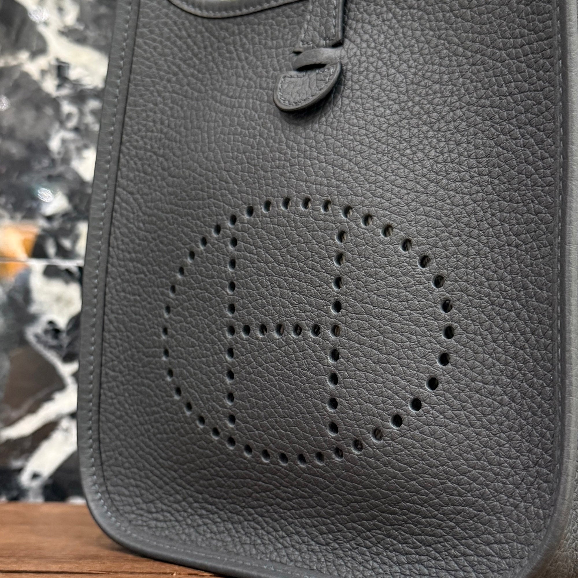 HERMES Evelyn Amazon TPM "Gris Misty" G刻印 エルメス エブリン アマゾン TPM "グリミスティ" レザーショルダーバッグ G刻印