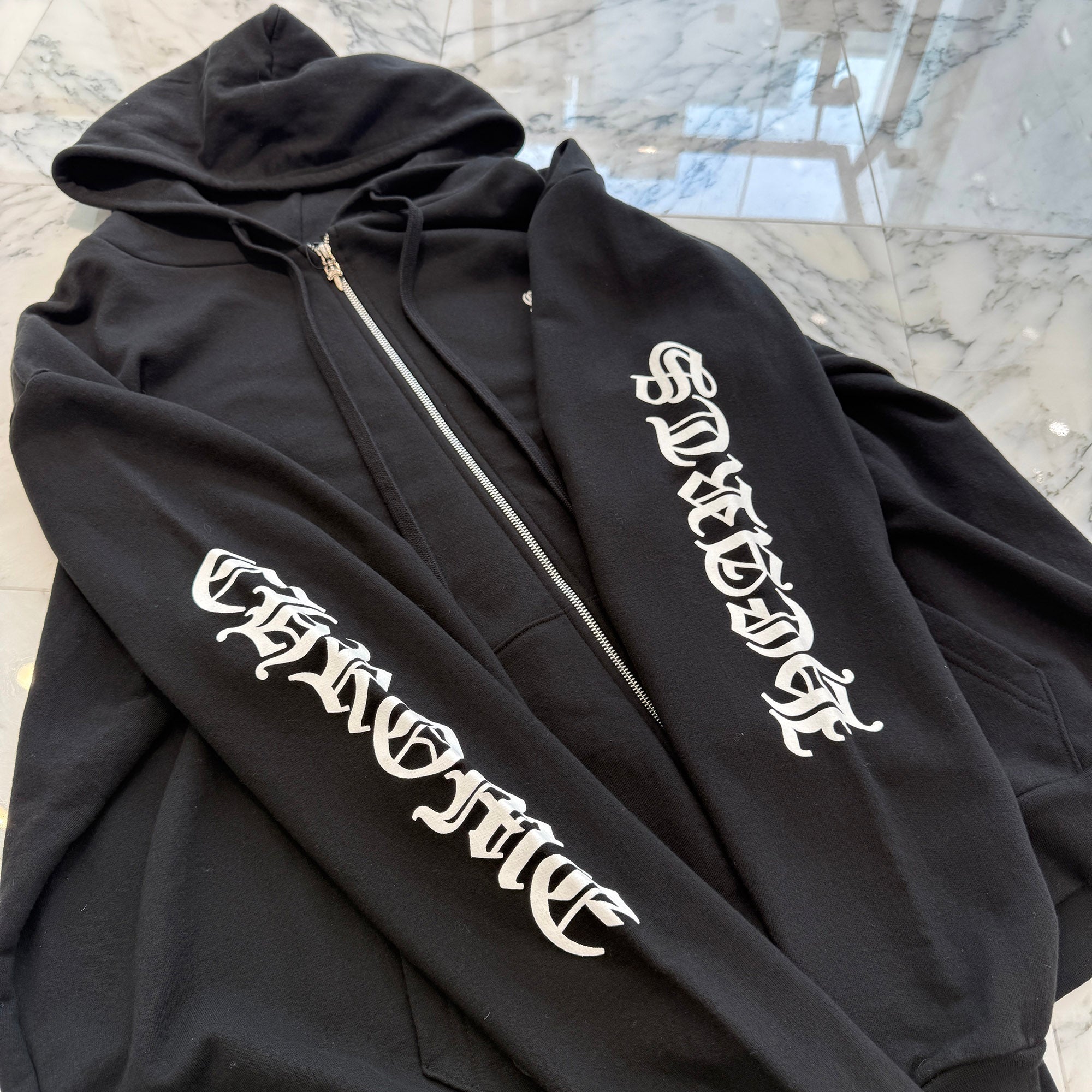 CHROME HEARTS Vertical Logo Zip Up Hoodie Size XXL クロムハーツ ヴァーティカル ロゴ ジップアップフーディー サイズXXL