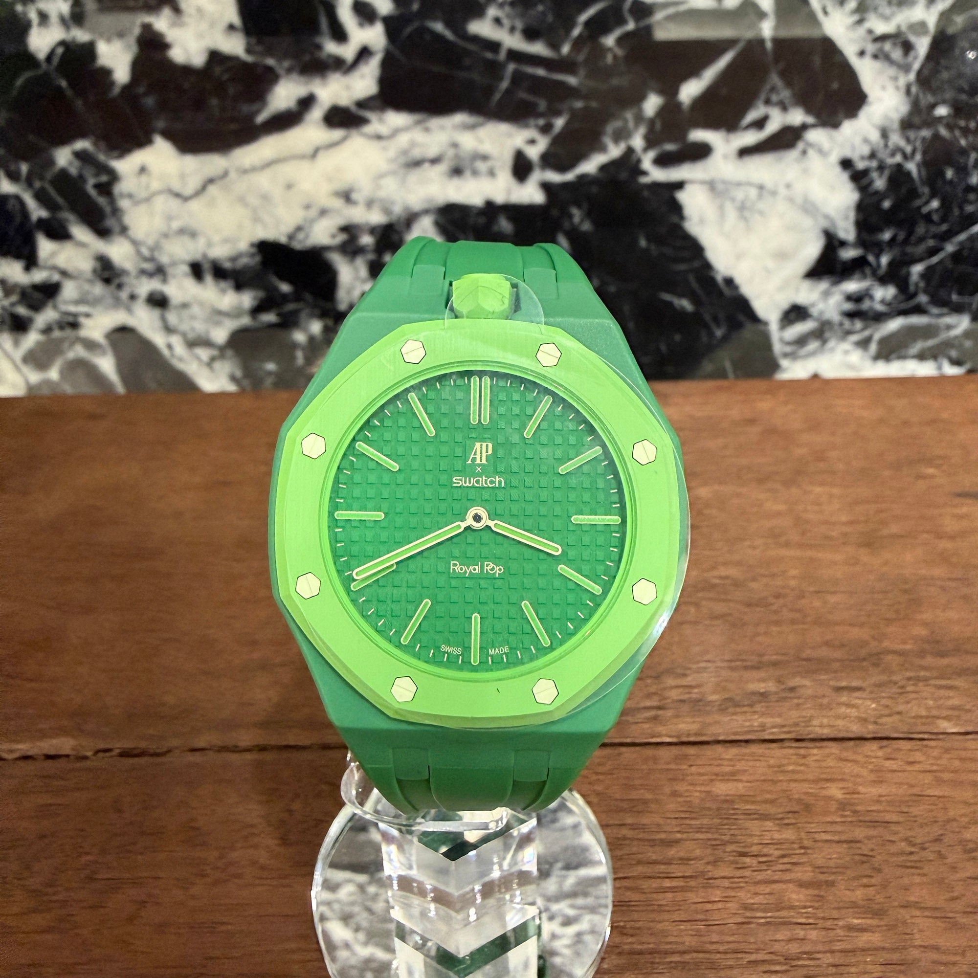 AUDEMARS PIGUET × SWATCH Royal Pop "GREEN EIGHT" SSX03G100N オーデマ ピゲ×スウォッチ ロイヤル ポップ "グリーン エイト"