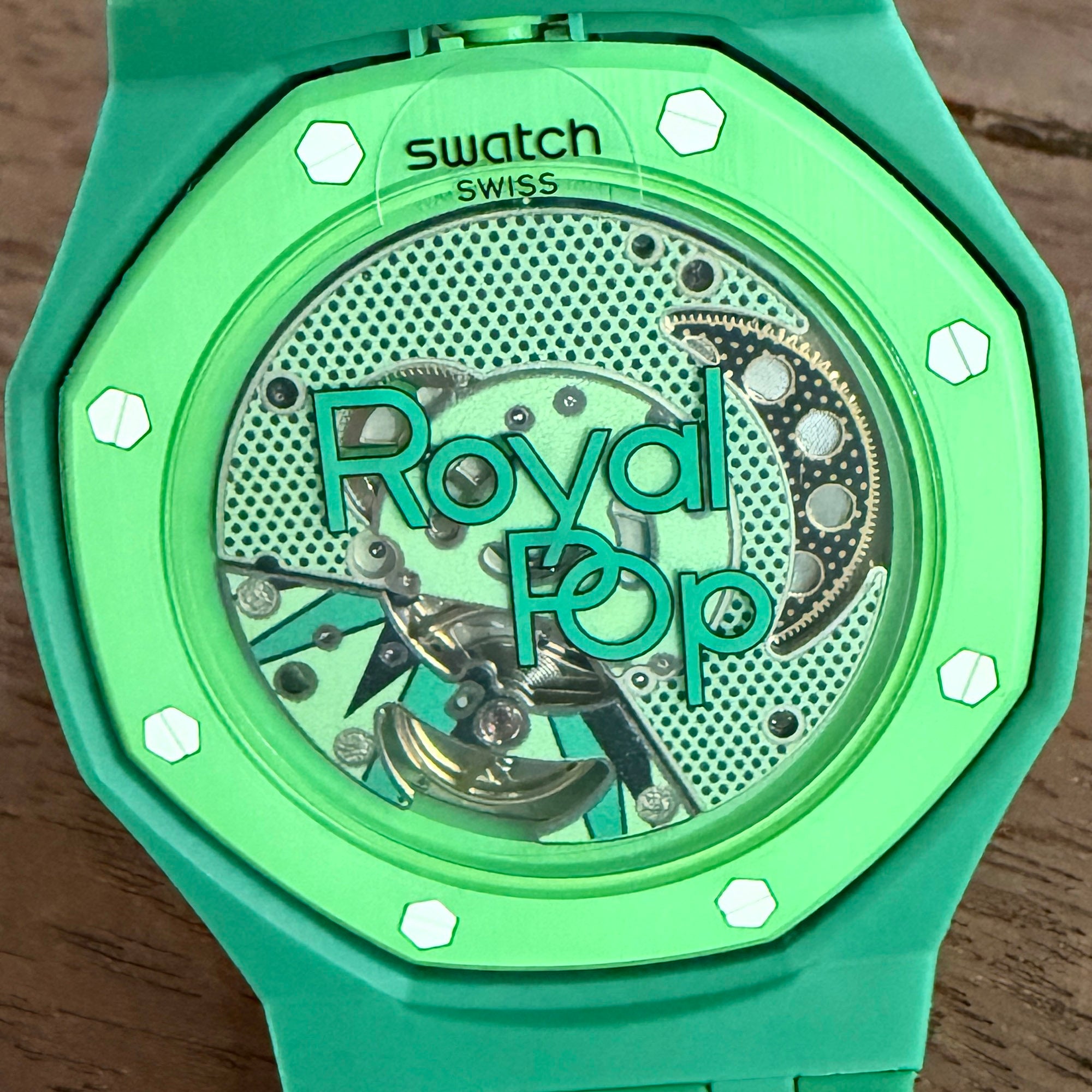 AUDEMARS PIGUET × SWATCH Royal Pop "GREEN EIGHT" SSX03G100N オーデマ ピゲ×スウォッチ ロイヤル ポップ "グリーン エイト"