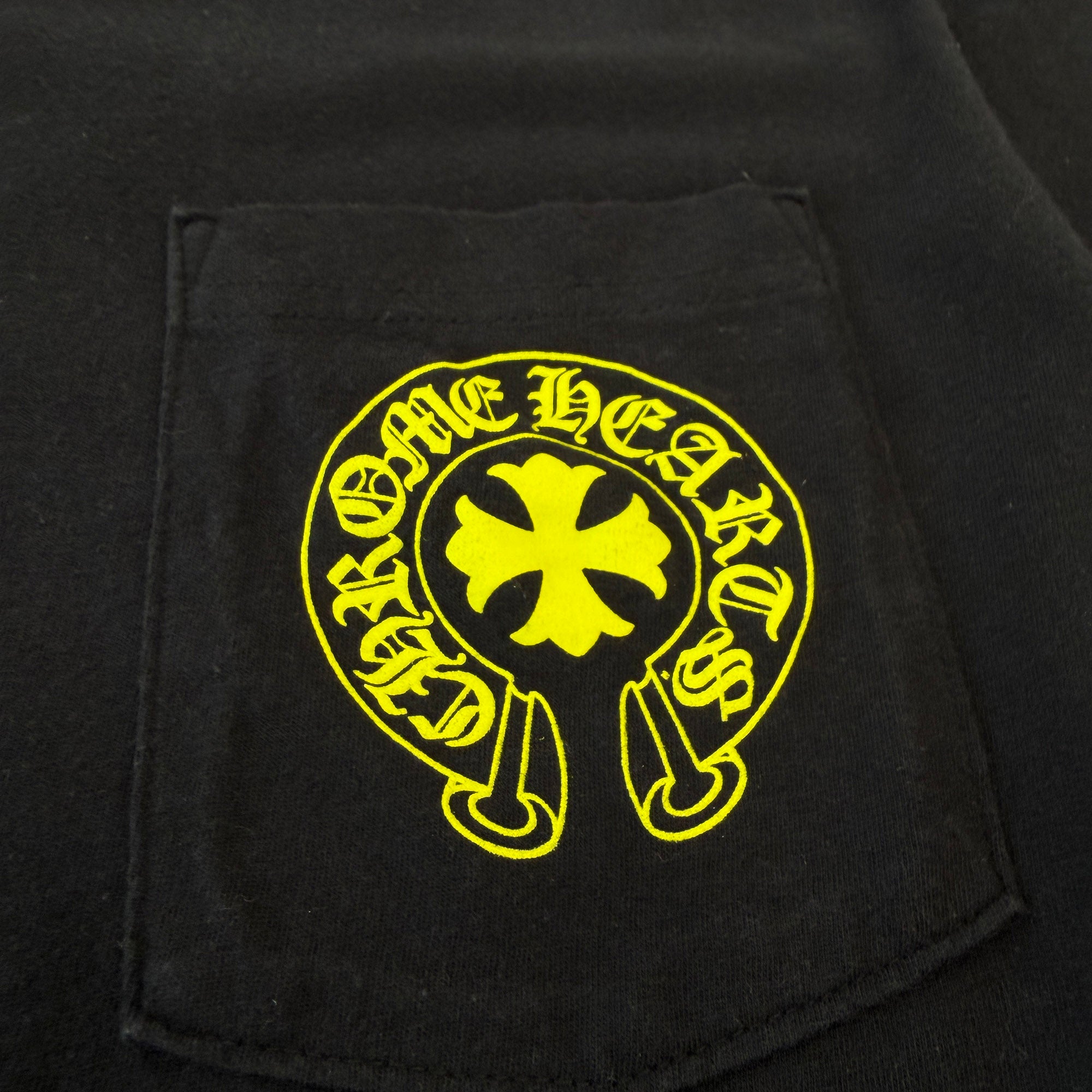 CHROME HEARTS Made In Hollywood Vertical Logo Tee Size M クロムハーツ メイドインハリウッド ヴァーティカルロゴ Tシャツ サイズM
