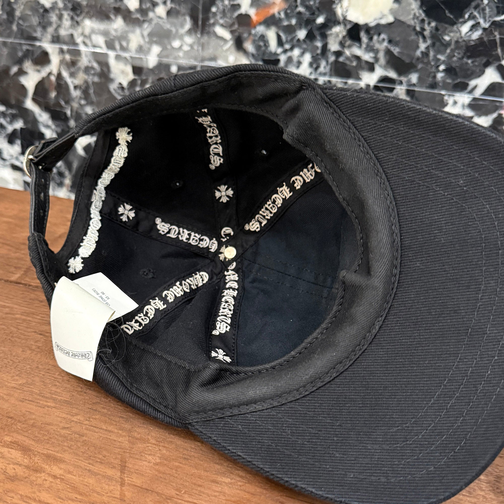 CHROME HEARTS × MATTY BOY Chomper Embroidery Leather Belt Trucker Cap Size ONE SIZE (53-60) クロムハーツ × マッティボーイ チョンパー刺繍 レザーベルト トラッカーキャップ ONE SIZE (53-60)