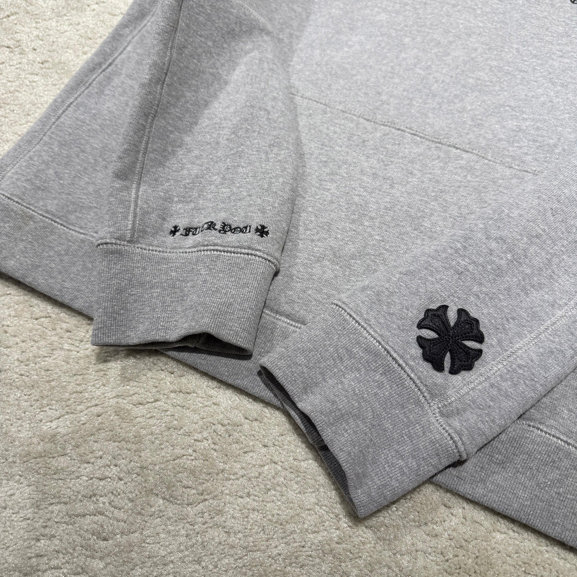 CHROME HEARTS Y NOT CH Plus Leather Patch Sweatshirt Size XL クロムハーツ ワイノット CHプラス レザーパッチ スウェットシャツ サイズXL