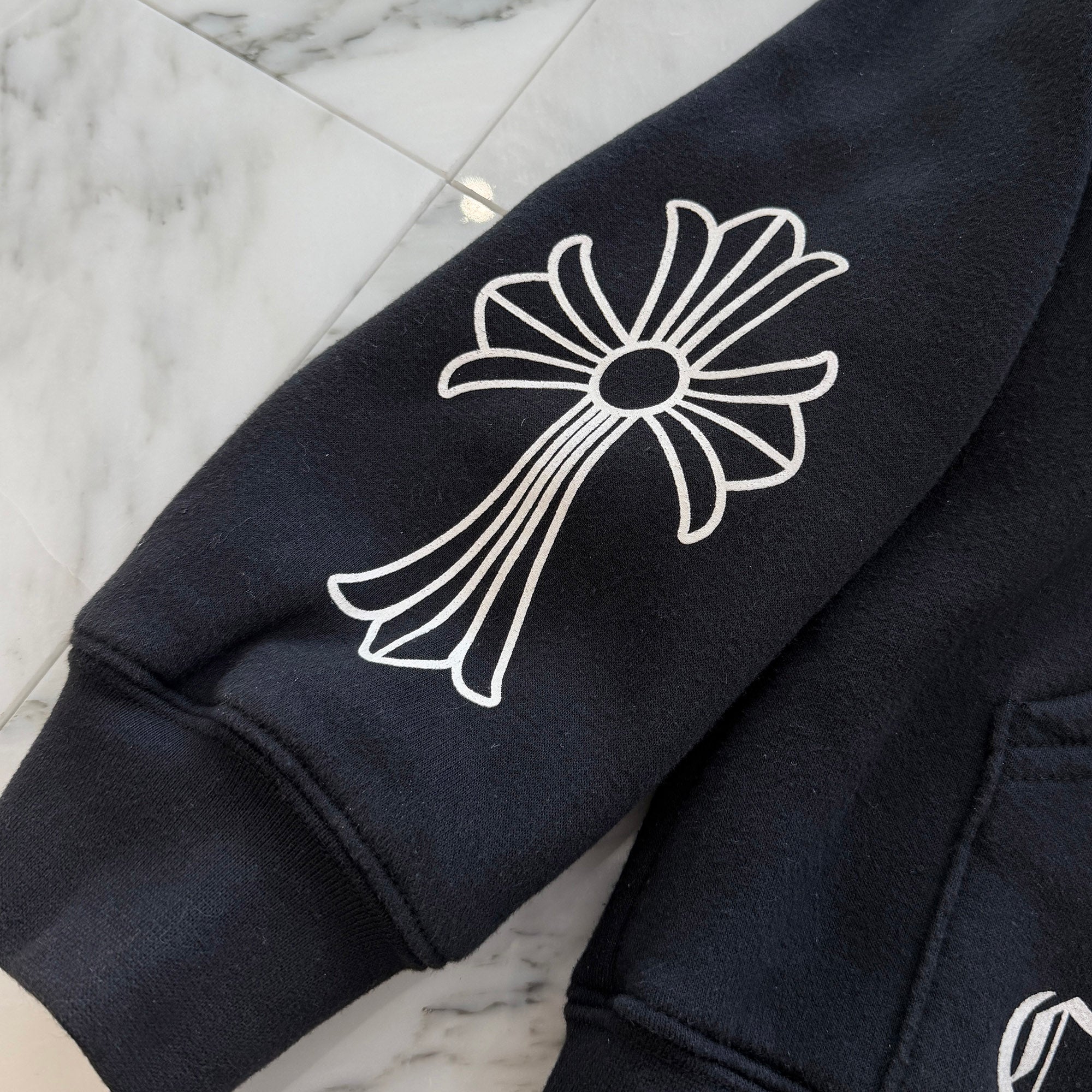 CHROME HEARTS Back Scroll Arm Cross Zip Up Hoodie Size M クロムハーツ バック スクロール アームクロス ジップアップ フーディ サイズM