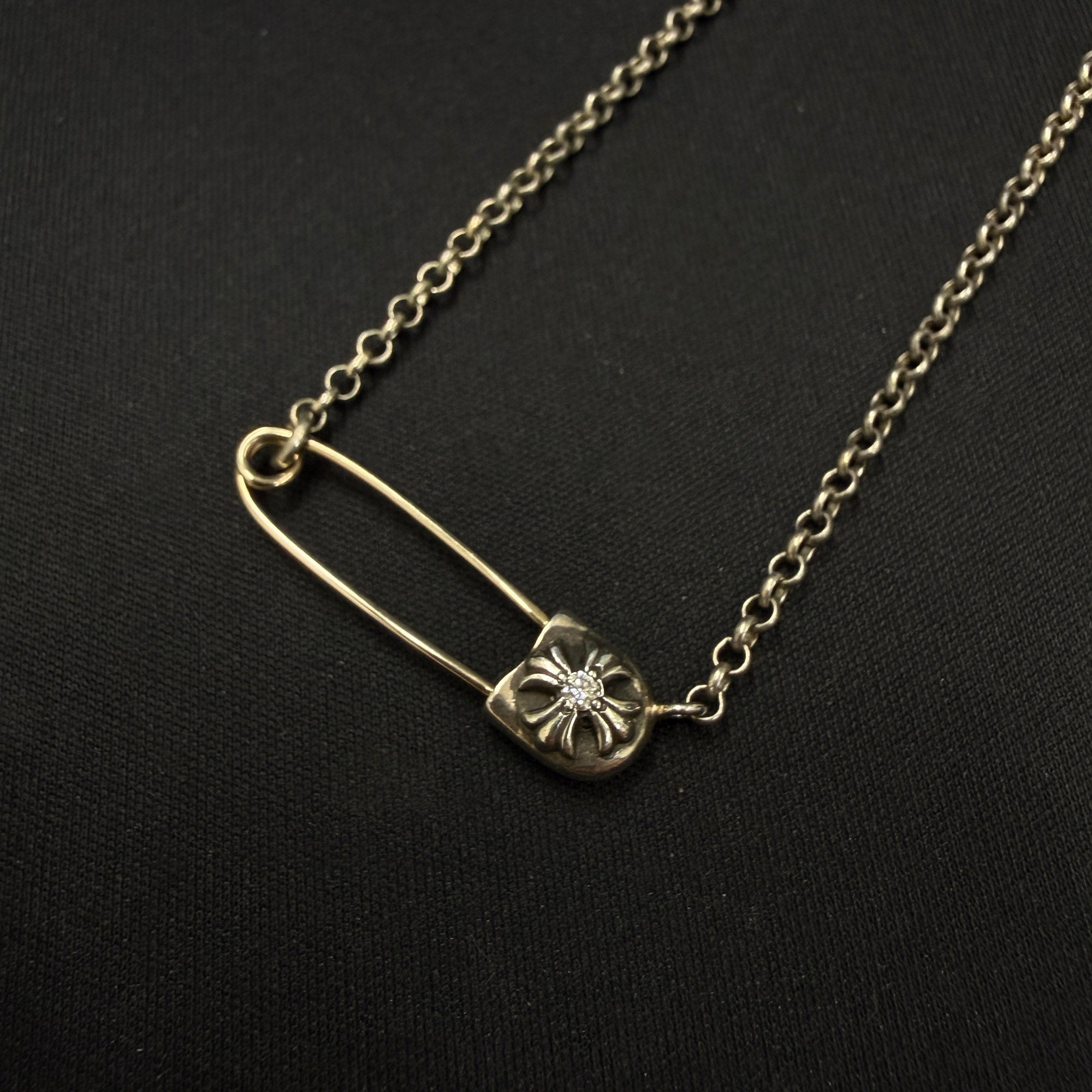 CHROME HEARTS Safety Pin Pendant Top 1 Diamond Roll Chain Necklace Size 16 Inch クロムハーツ セーフティピン 1ダイヤモンド ペンダントトップ ロールチェーン ネックレス サイズ16インチ