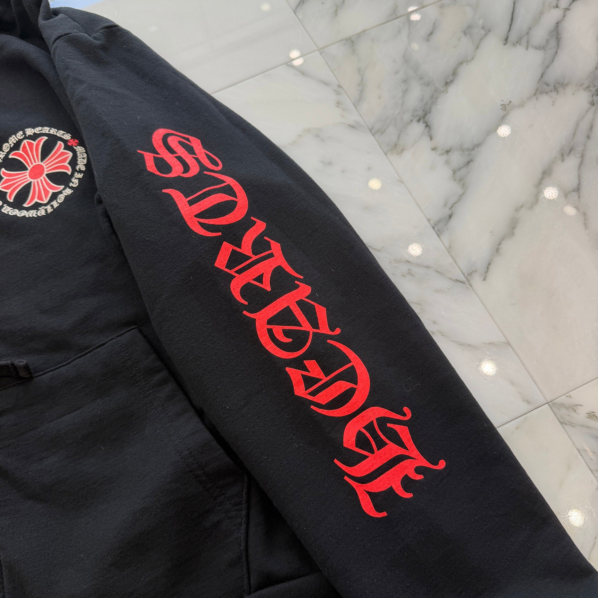 CHROME HEARTS Hollywood Limited Red CH Plus Pullover Hoodie Size L クロムハーツ ハリウッド限定 レッド CHプラス プルオーバー フーディ サイズL
