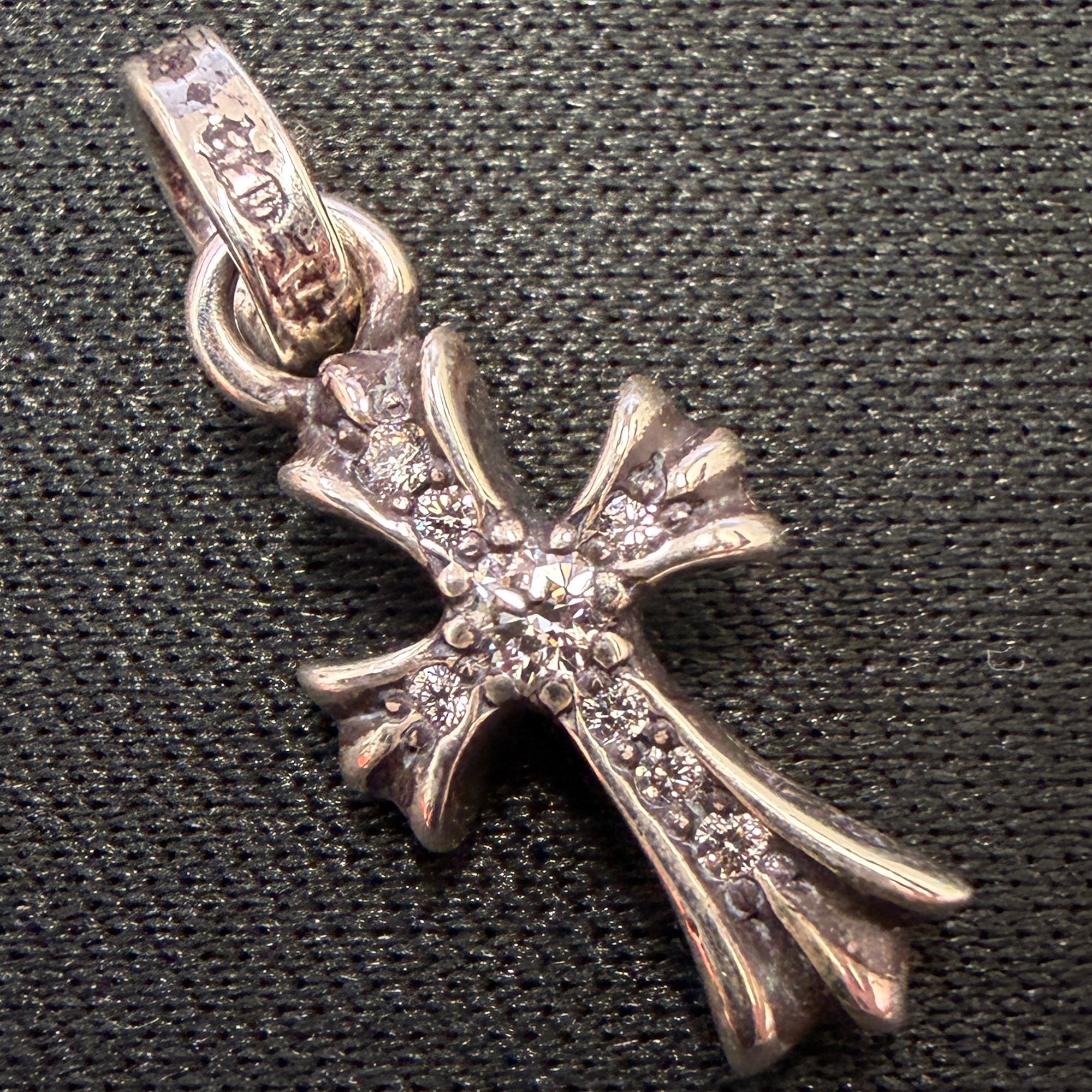 CHROME HEARTS CH Cross Baby Fat Charm Pave Diamond クロムハーツ CHクロス ベビーファット チャーム パヴェダイヤモンド