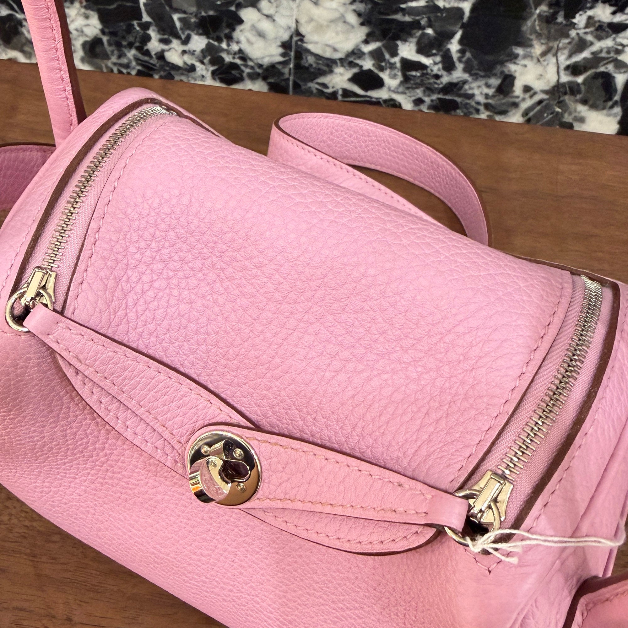 HERMES Lindy Mini "Mauve Sylvestre" U刻印 エルメス リンディミニ "モーヴシルベストル" レザーショルダーバッグ U刻印