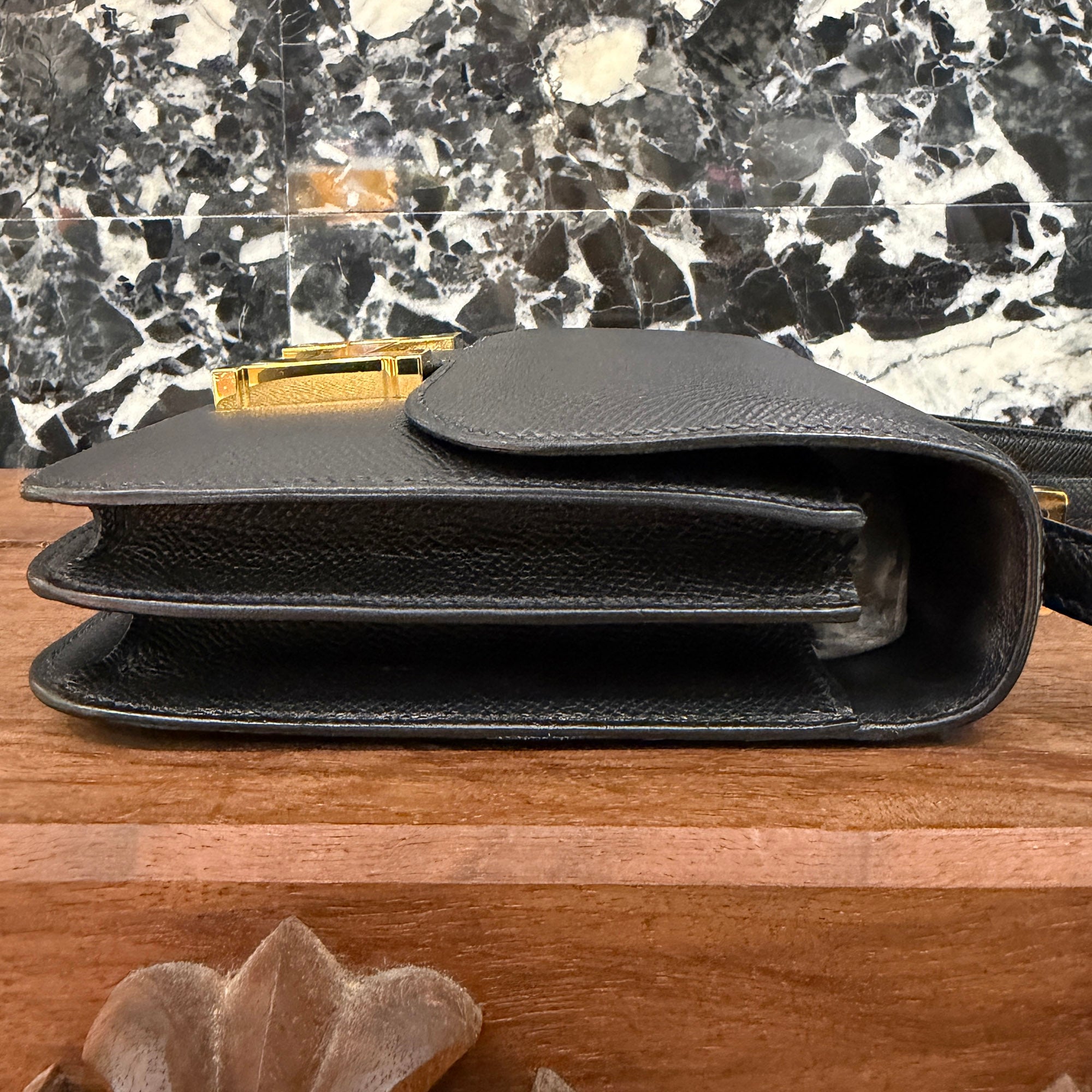 HERMES Constance III Mini 18 Bag "Noir" Y刻印 エルメス コンスタンス 3 ミニ 18 バッグ "ノワール" Y刻印