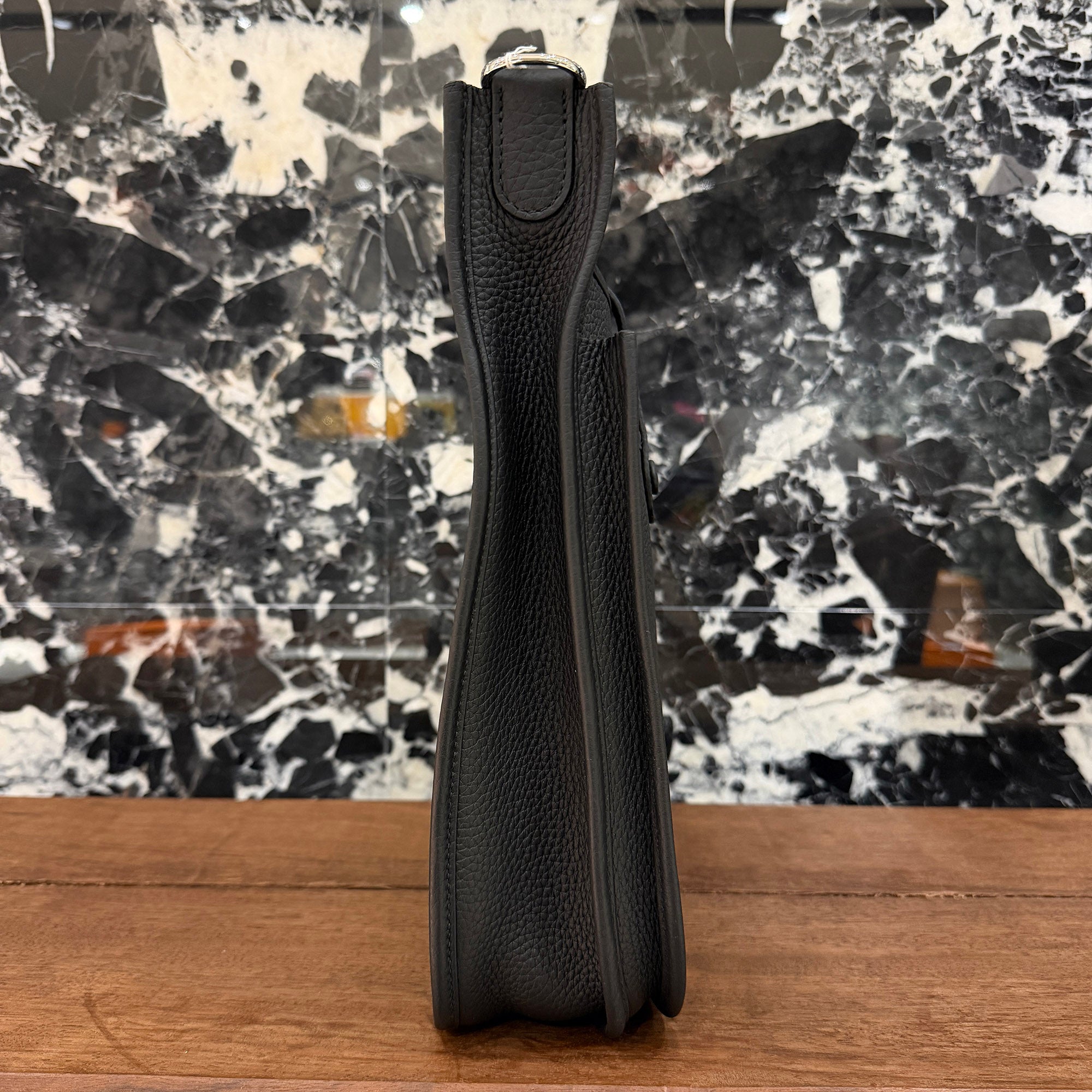 HERMES Evelyne Poche III 29 "NOIR" G刻印 エルメス エブリン ポッシュ III 29 "ノワール" G刻印