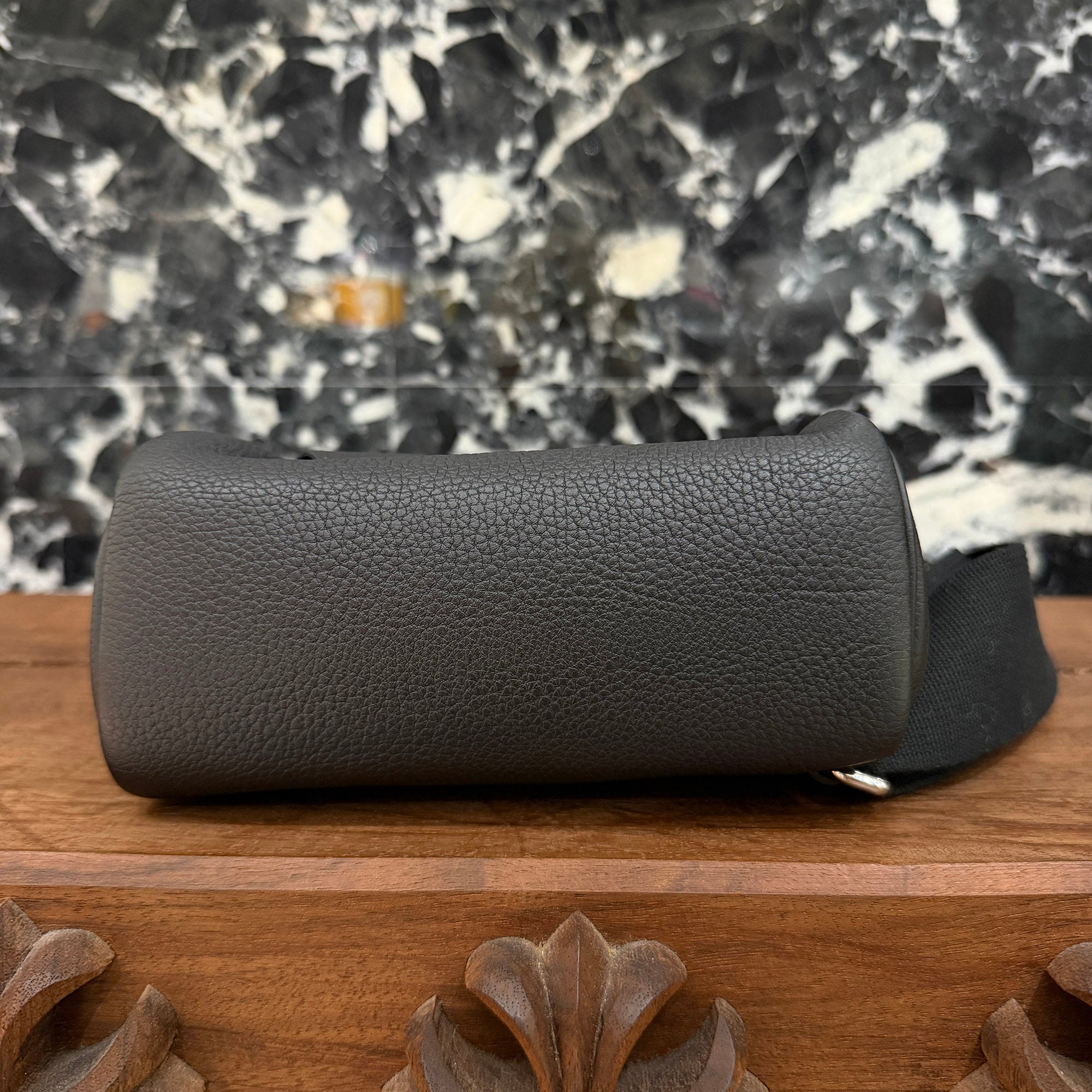 HERMES Hac a Dos PM "Noir" B刻印 エルメス アッカド PM "ノワール" レザーショルダーバッグ B刻印