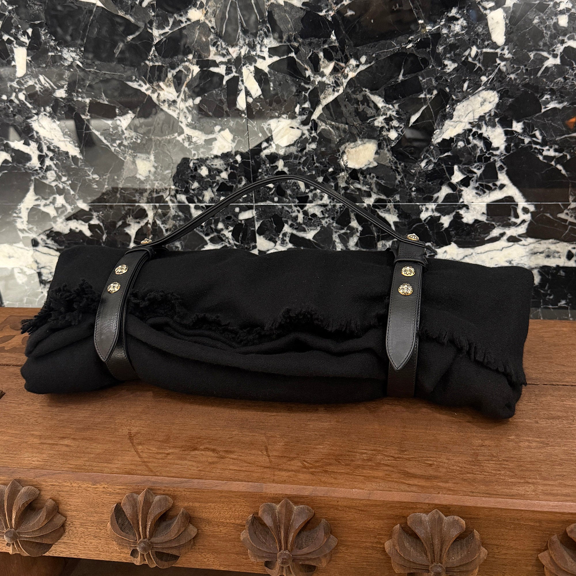 CHROME HEARTS CH Plus Leather Patch Cashmere Blanket クロムハーツ CHプラス レザーパッチ カシミヤ ブランケット