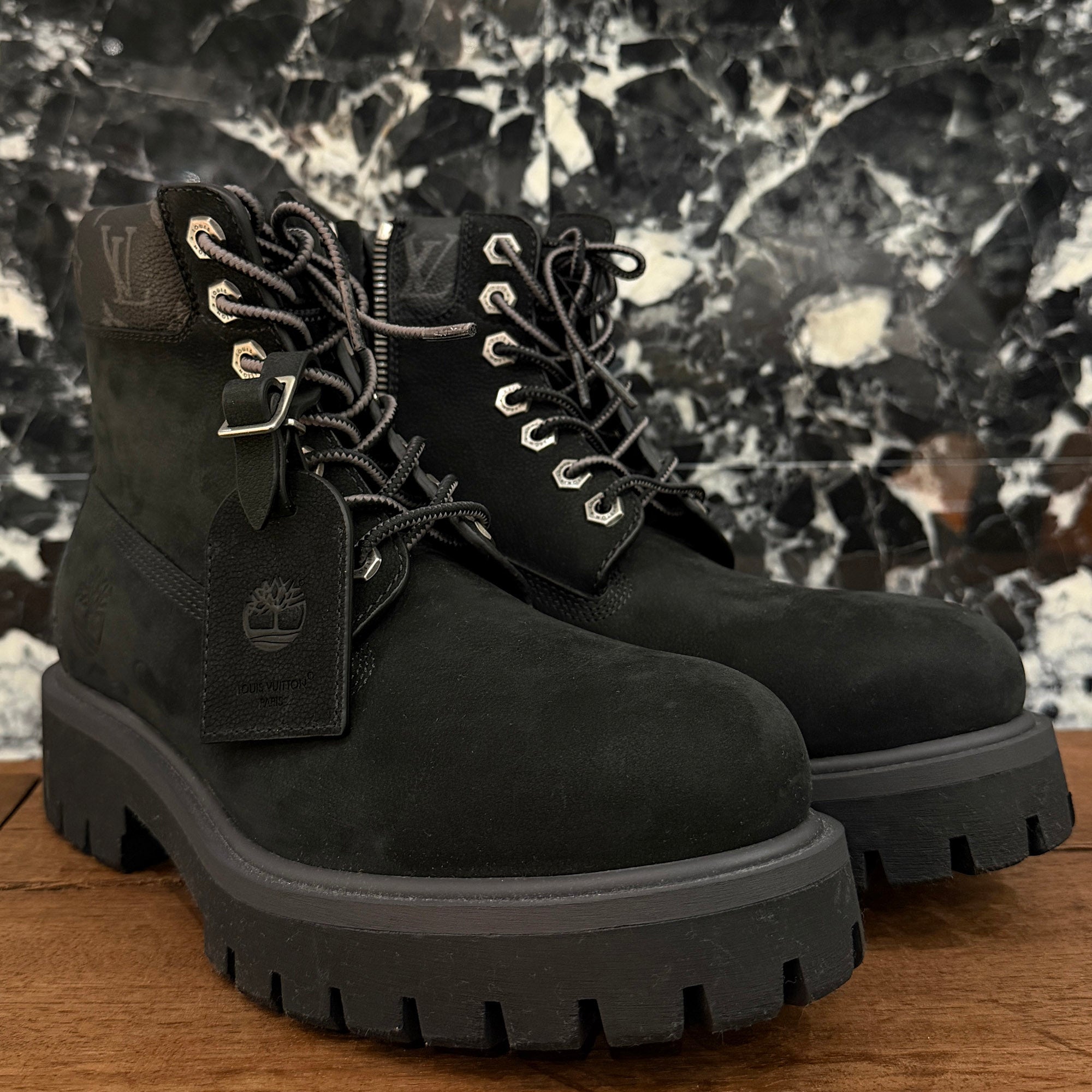 LOUIS VUITTON × Timberland 2024AW Embossed Monogram Ankle Boots 1AD73H Size US9 (約27.0cm) ルイヴィトン × ティンバーランド エンボスモノグラム アンクルブーツ サイズUS9 (約27.0cm)