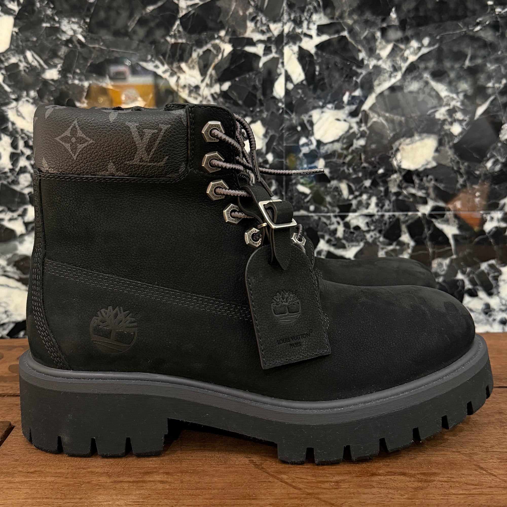 LOUIS VUITTON × Timberland 2024AW Embossed Monogram Ankle Boots 1AD73H Size US9 (約27.0cm) ルイヴィトン × ティンバーランド エンボスモノグラム アンクルブーツ サイズUS9 (約27.0cm)