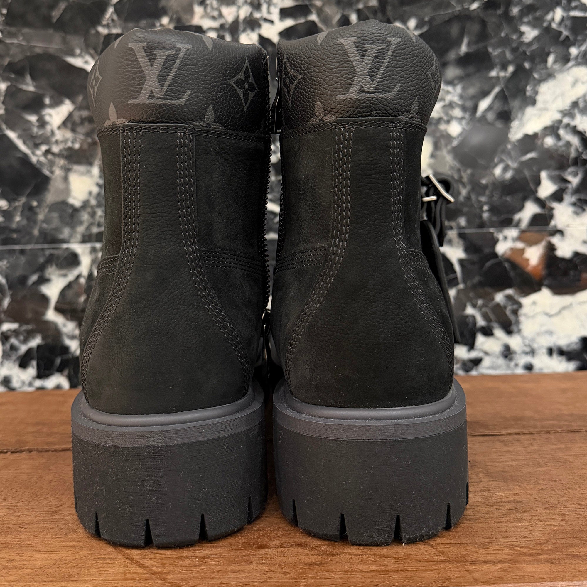 LOUIS VUITTON × Timberland 2024AW Embossed Monogram Ankle Boots 1AD73H Size US9 (約27.0cm) ルイヴィトン × ティンバーランド エンボスモノグラム アンクルブーツ サイズUS9 (約27.0cm)