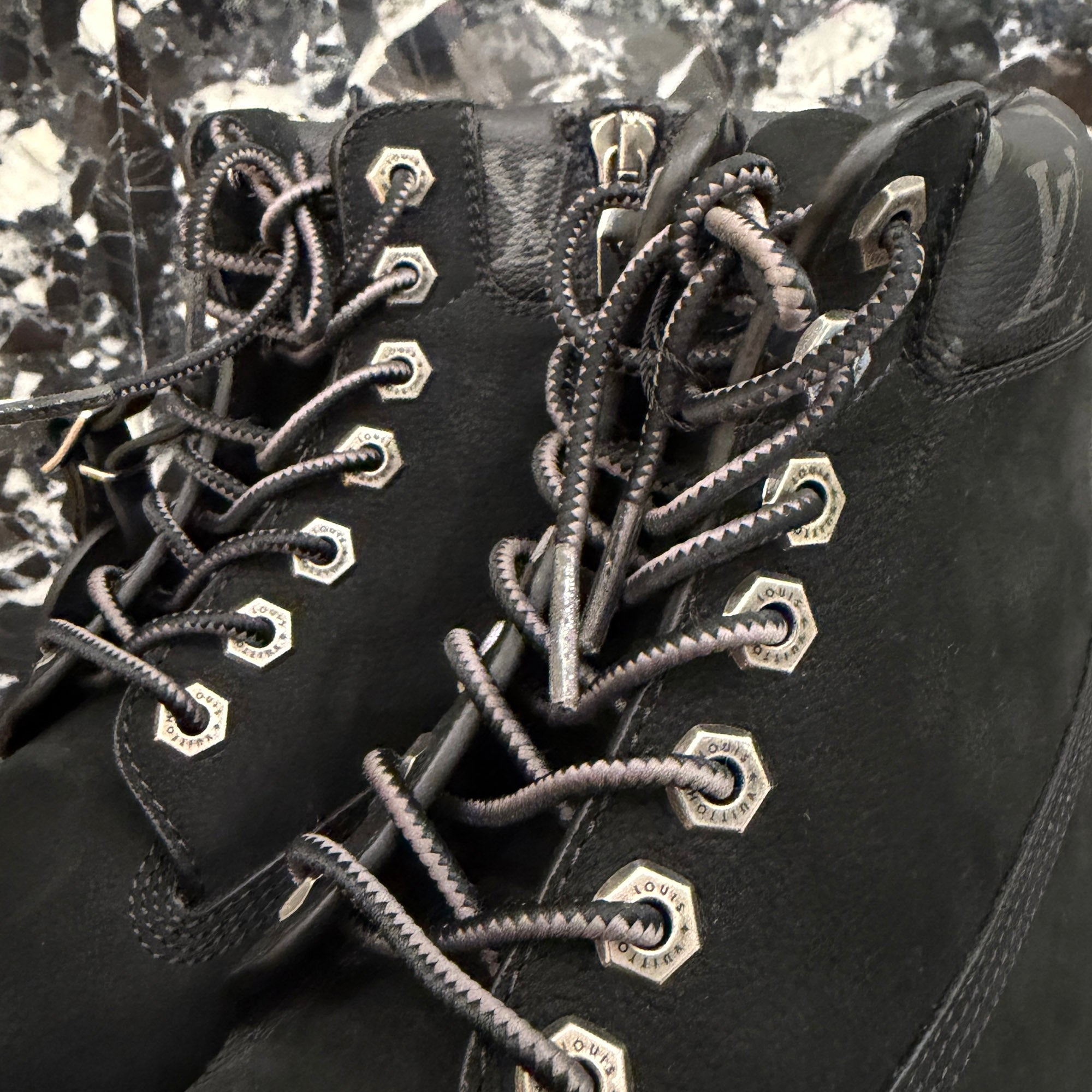 LOUIS VUITTON × Timberland 2024AW Embossed Monogram Ankle Boots 1AD73H Size US9 (約27.0cm) ルイヴィトン × ティンバーランド エンボスモノグラム アンクルブーツ サイズUS9 (約27.0cm)