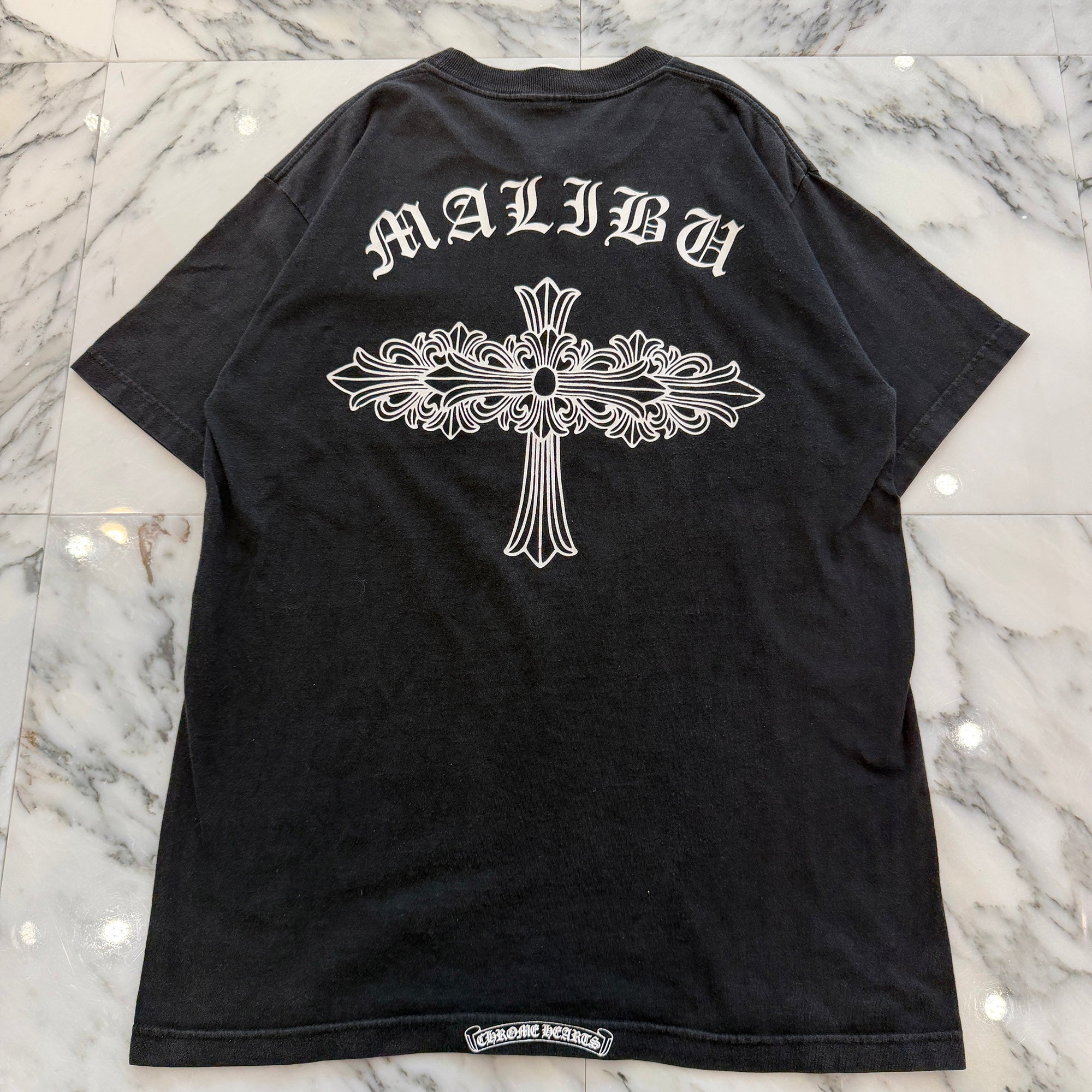 CHROME HEARTS Malibu Limited Back Floral Cross Neck Logo Tee Size L クロムハーツ マリブ限定 バックフローラルクロス ネックロゴTシャツ サイズL