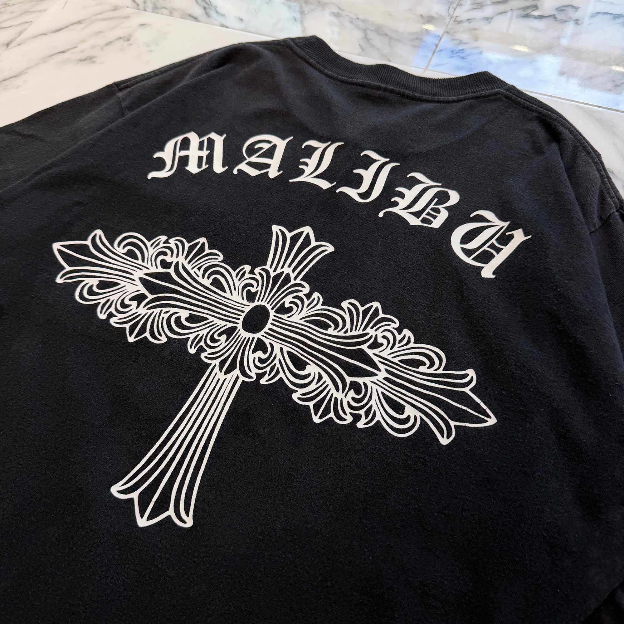 CHROME HEARTS Malibu Limited Back Floral Cross Neck Logo Tee Size L クロムハーツ マリブ限定 バックフローラルクロス ネックロゴTシャツ サイズL