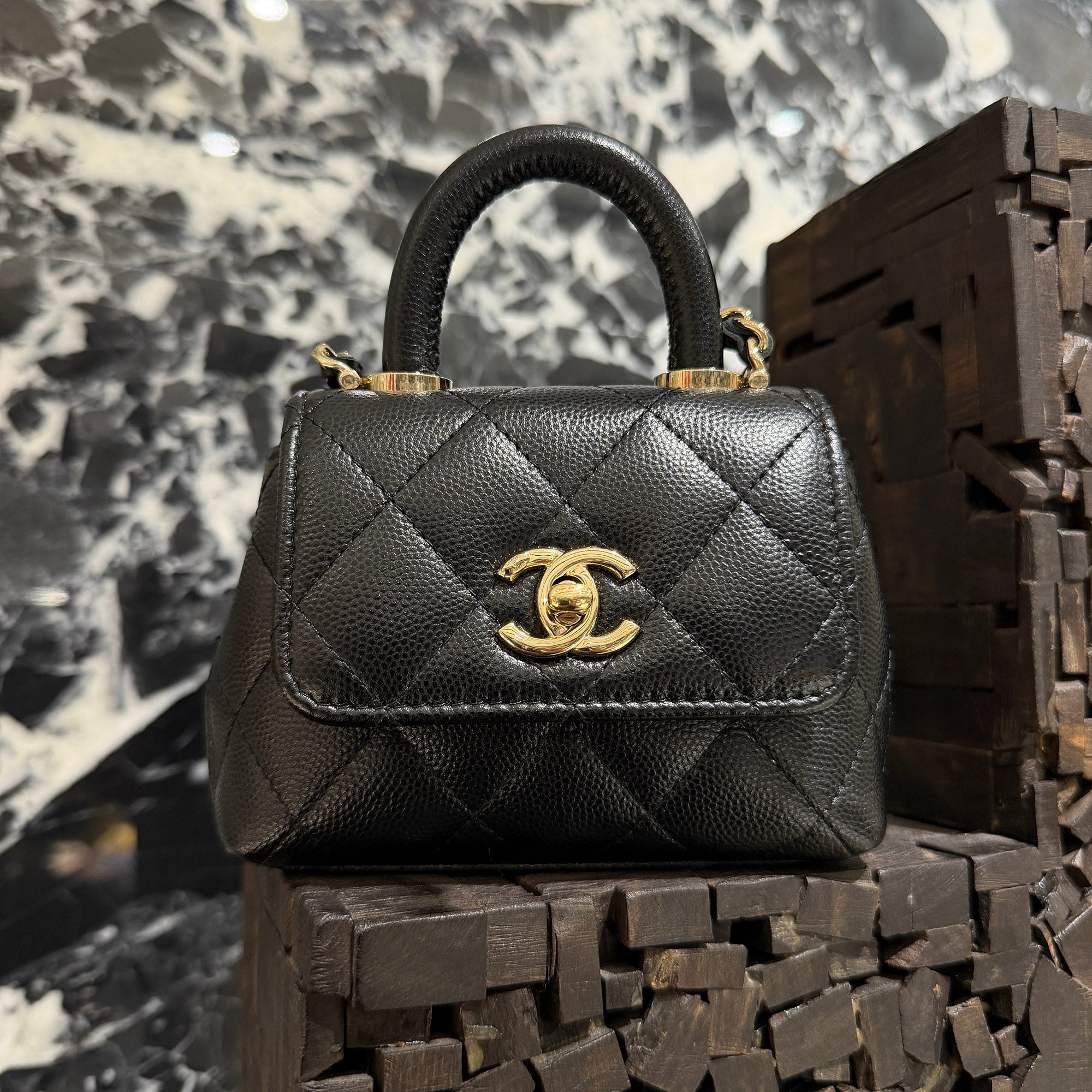CHANEL COCO Handle Micro Leather Shoulder Bag シャネル ココハンドル マイクロ レザーショルダーバッグ