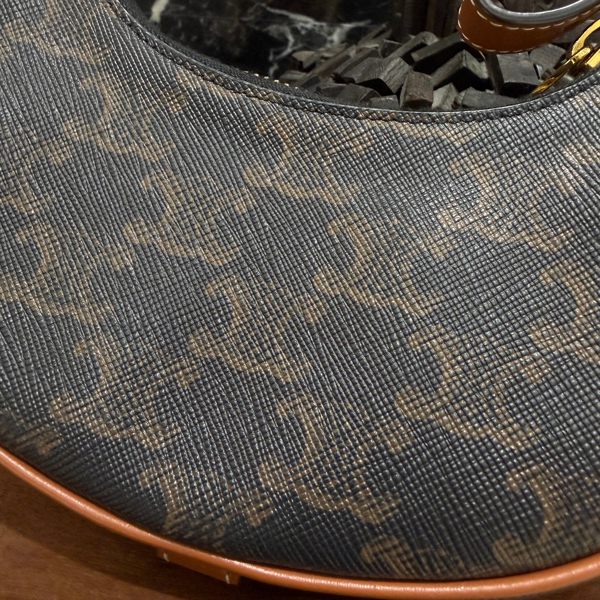 CELINE 2021AW Mini AVA Triomphe Canvas Calfskin Tan Shoulder Bag 10I602DS1.04LU セリーヌ ミニアヴァ トリオンフキャンバス カーフスキン タン ショルダーバッグ