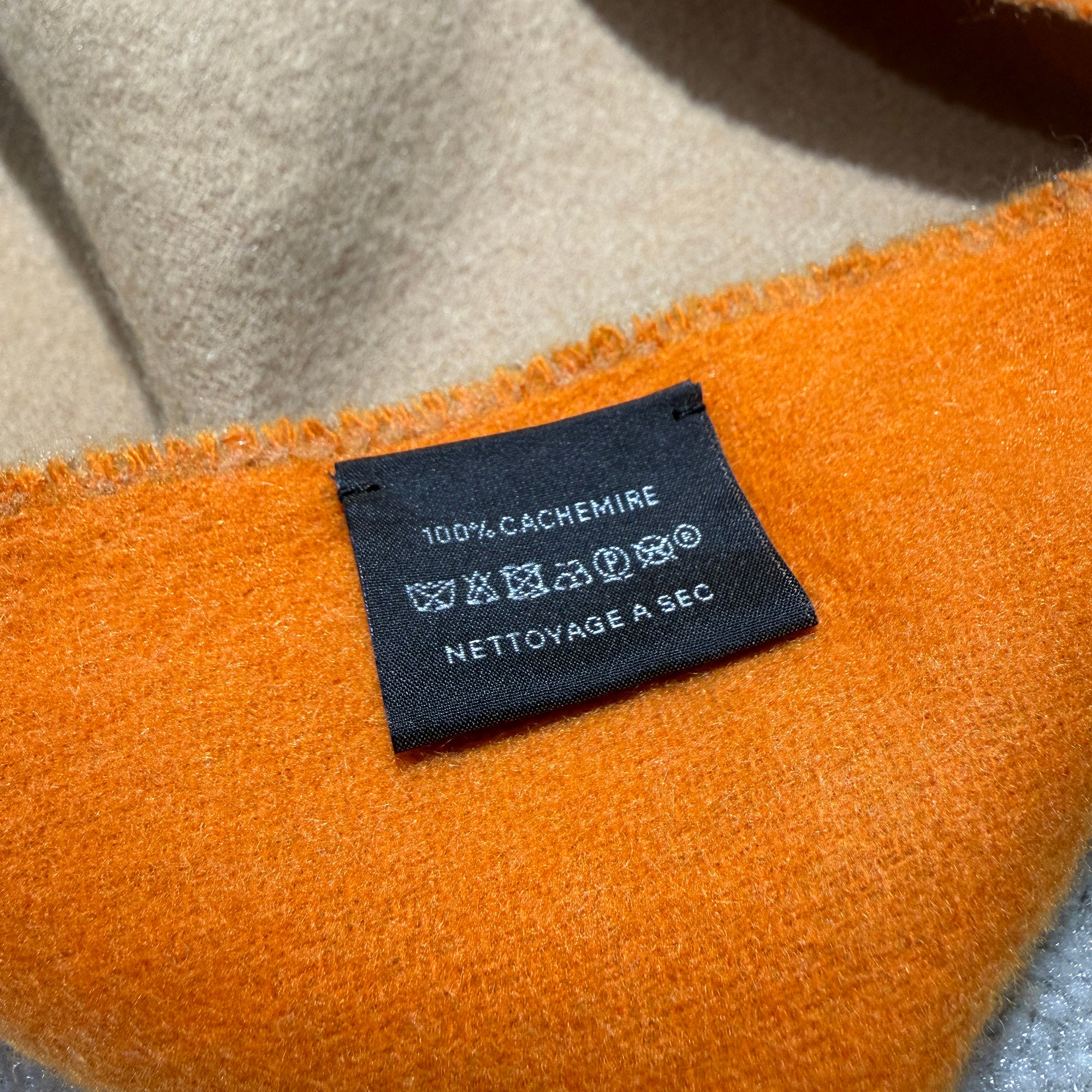 HERMES Casaque Chevron Cashmere Scarf エルメス カザック シェヴロン カシミヤスカーフ
